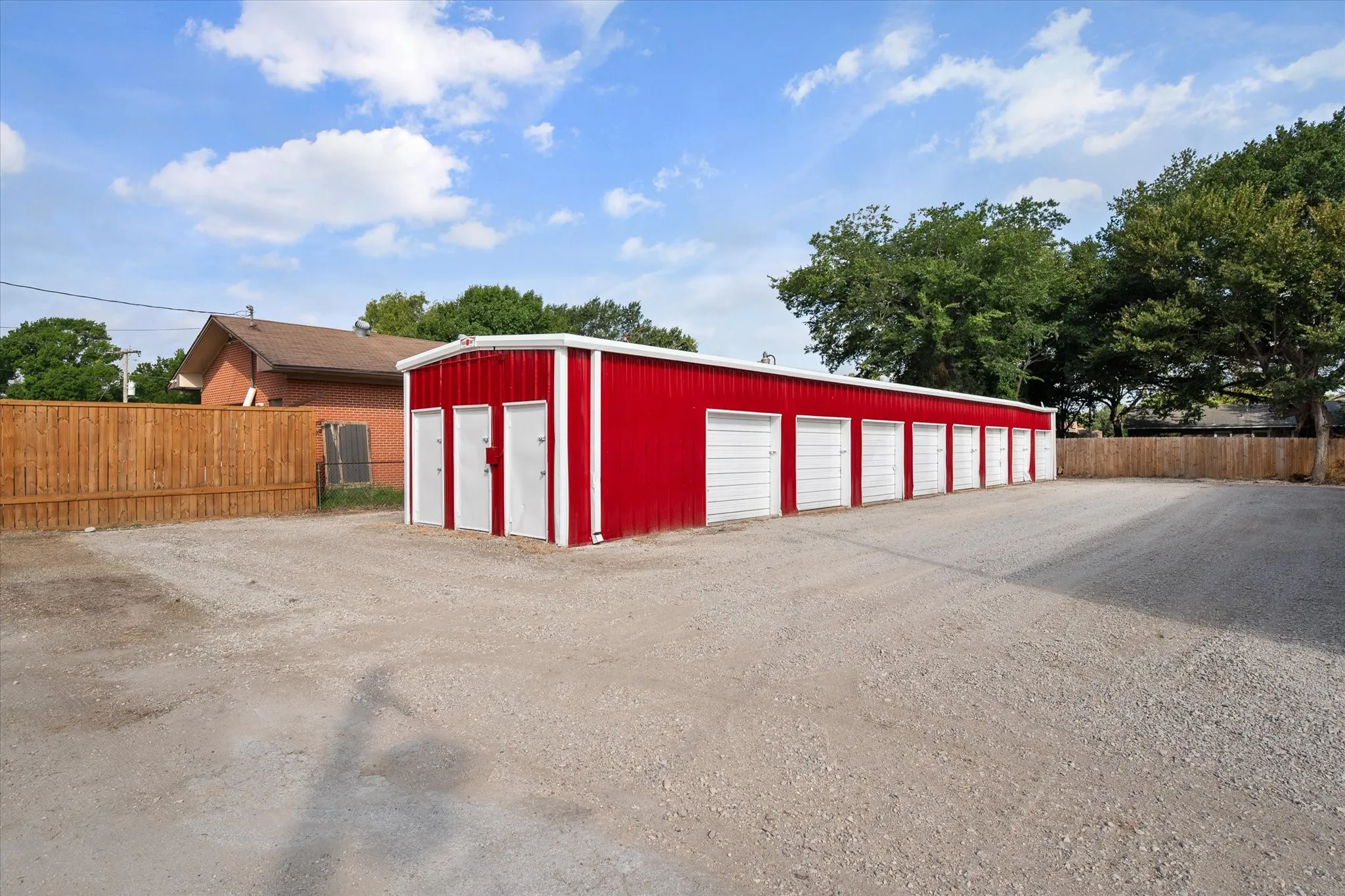 Business For Sale in Navarro County , 124 Brooks Avenue, Corsicana, Texas 75110, 0, 0, Garage spaces, 3,600 Sqft, built in 1977, mls#21353923, Real Estate Agent in Corsicana, Homes For Sale in Navarro county, Homes For Sale in Corsicana, Realtor in Corsicana Texas, Real Estate Brokerage Independent Realty Texas, Luminita Cordes Realtor