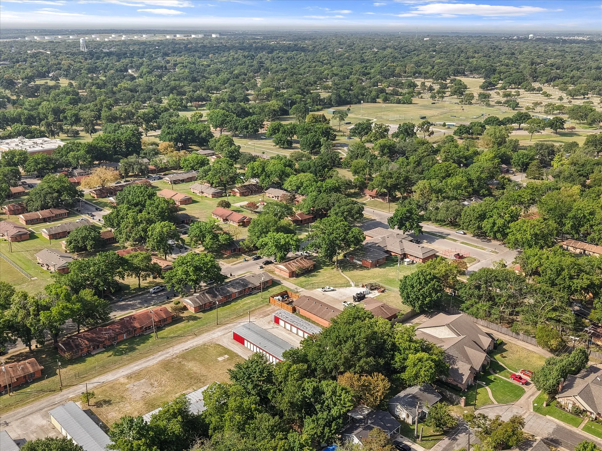 Business For Sale in Navarro County , 124 Brooks Avenue, Corsicana, Texas 75110, 0, 0, Garage spaces, 3,600 Sqft, built in 1977, mls#21353923, Real Estate Agent in Corsicana, Homes For Sale in Navarro county, Homes For Sale in Corsicana, Realtor in Corsicana Texas, Real Estate Brokerage Independent Realty Texas, Luminita Cordes Realtor