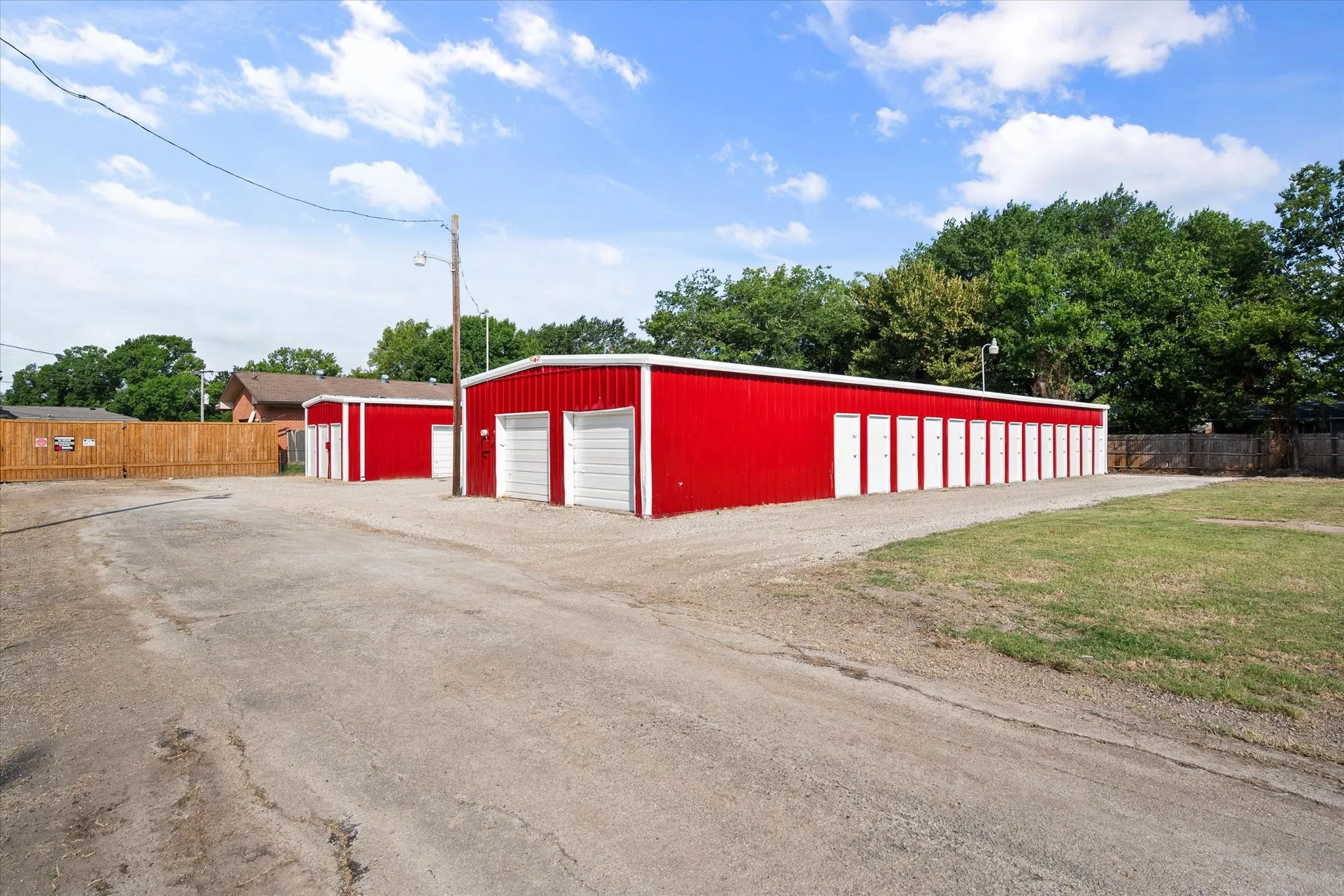 Business For Sale in Navarro County , 124 Brooks Avenue, Corsicana, Texas 75110, 0, 0, Garage spaces, 3,600 Sqft, built in 1977, mls#21353923, Real Estate Agent in Corsicana, Homes For Sale in Navarro county, Homes For Sale in Corsicana, Realtor in Corsicana Texas, Real Estate Brokerage Independent Realty Texas, Luminita Cordes Realtor