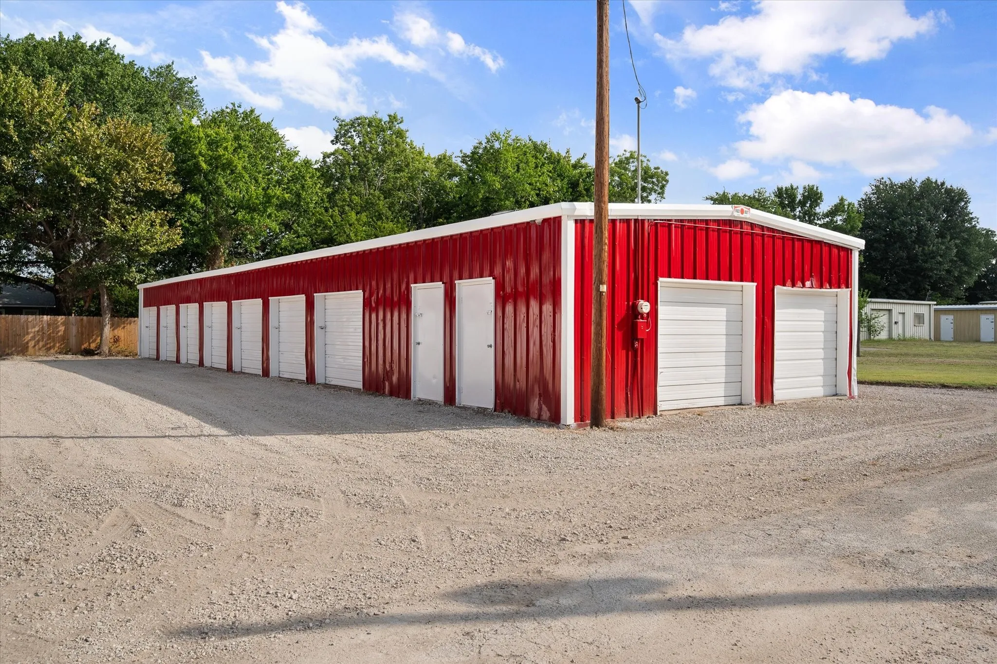 Business For Sale in Navarro County , 124 Brooks Avenue, Corsicana, Texas 75110, 0, 0, Garage spaces, 3,600 Sqft, built in 1977, mls#21353923, Real Estate Agent in Corsicana, Homes For Sale in Navarro county, Homes For Sale in Corsicana, Realtor in Corsicana Texas, Real Estate Brokerage Independent Realty Texas, Luminita Cordes Realtor