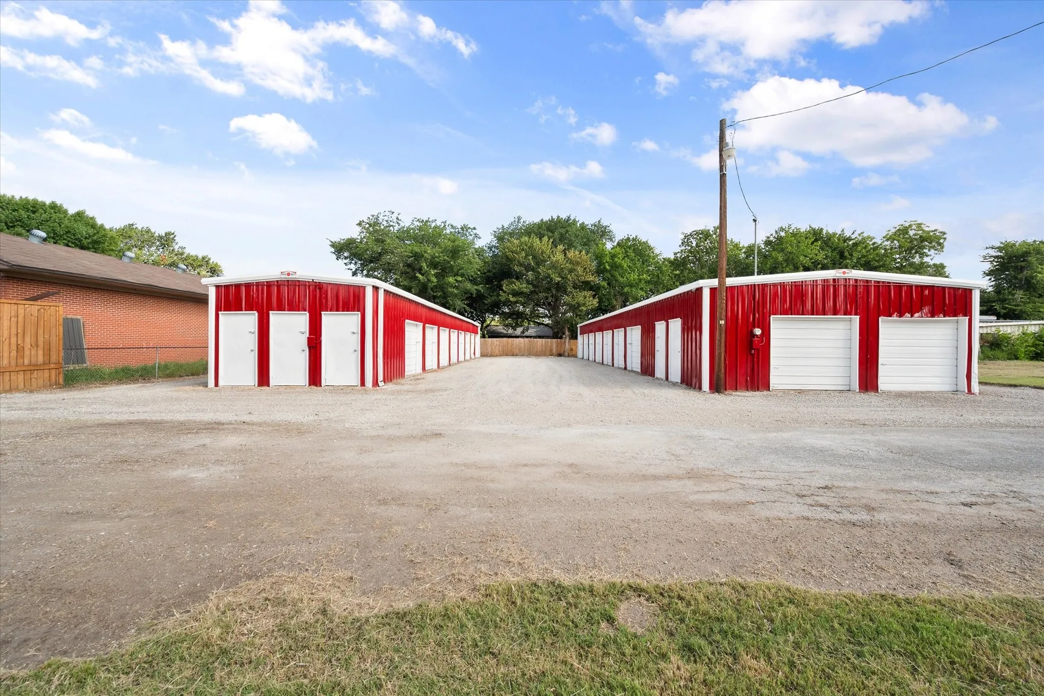Business For Sale in Navarro County , 124 Brooks Avenue, Corsicana, Texas 75110, 0, 0, Garage spaces, 3,600 Sqft, built in 1977, mls#21353923, Real Estate Agent in Corsicana, Homes For Sale in Navarro county, Homes For Sale in Corsicana, Realtor in Corsicana Texas, Real Estate Brokerage Independent Realty Texas, Luminita Cordes Realtor