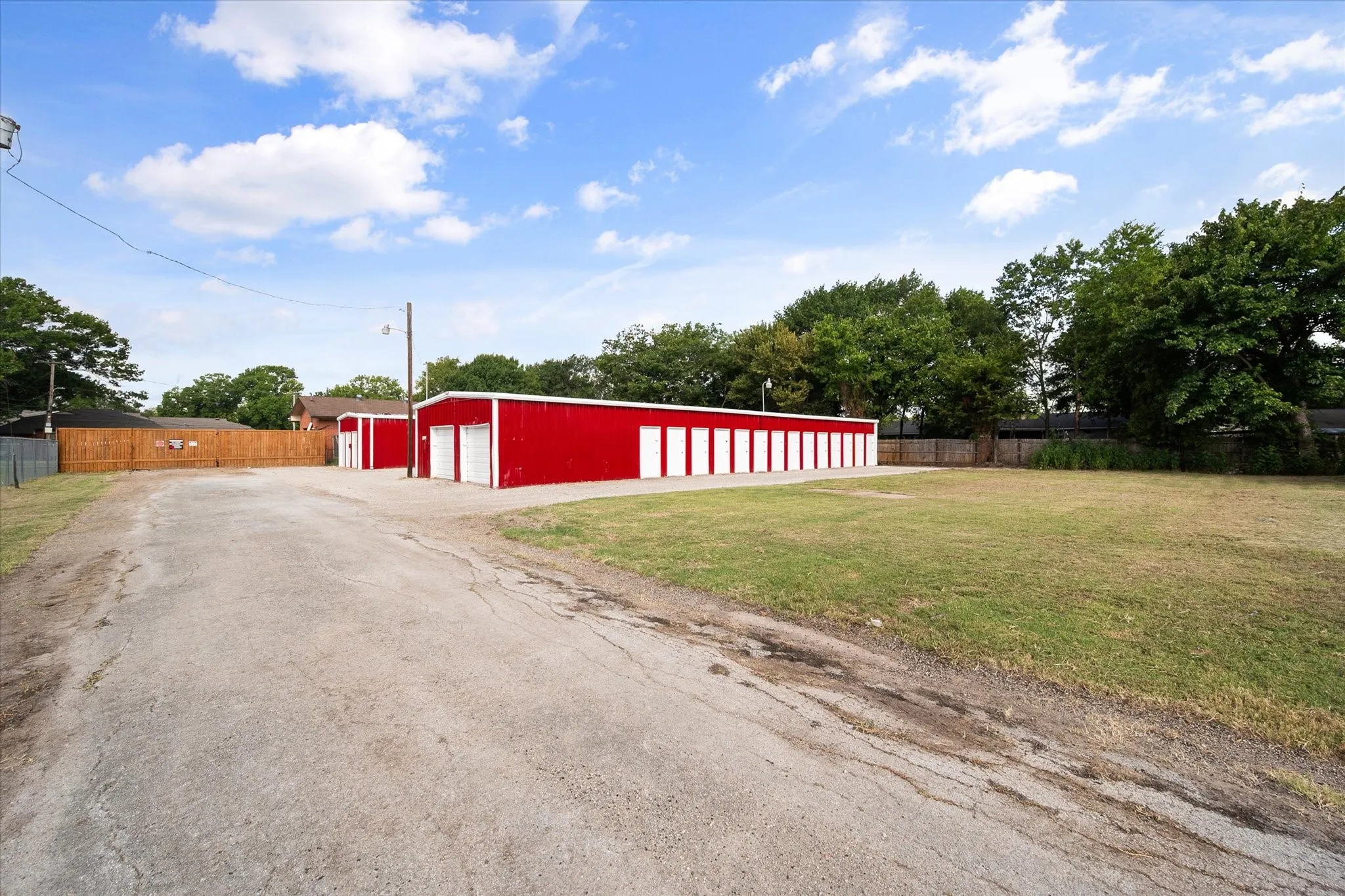 Business For Sale in Navarro County , 124 Brooks Avenue, Corsicana, Texas 75110, 0, 0, Garage spaces, 3,600 Sqft, built in 1977, mls#21353923, Real Estate Agent in Corsicana, Homes For Sale in Navarro county, Homes For Sale in Corsicana, Realtor in Corsicana Texas, Real Estate Brokerage Independent Realty Texas, Luminita Cordes Realtor