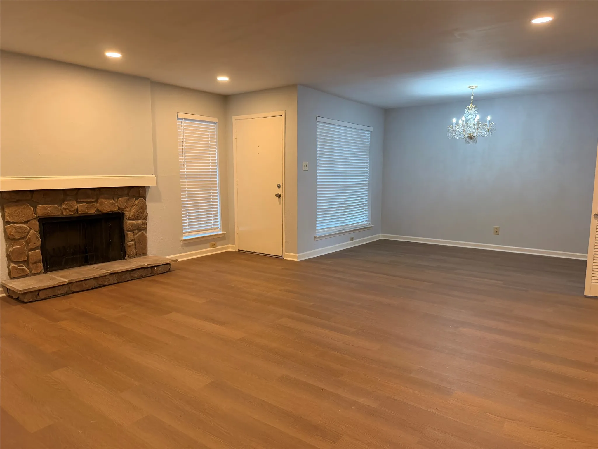 Condominium For Rent in Dallas County , 10650 Steppington Drive 101, Dallas, Texas 75230, 2 Bedroom, 2 Bathroom, Garage spaces, 1,197 Sqft, built in 1979, mls#21356385, Real Estate Agent in Dallas, Homes For Rent in Dallas county, Homes For Rent in Dallas, Realtor in Dallas Texas, Real Estate Brokerage Independent Realty Texas, Luminita Cordes Realtor