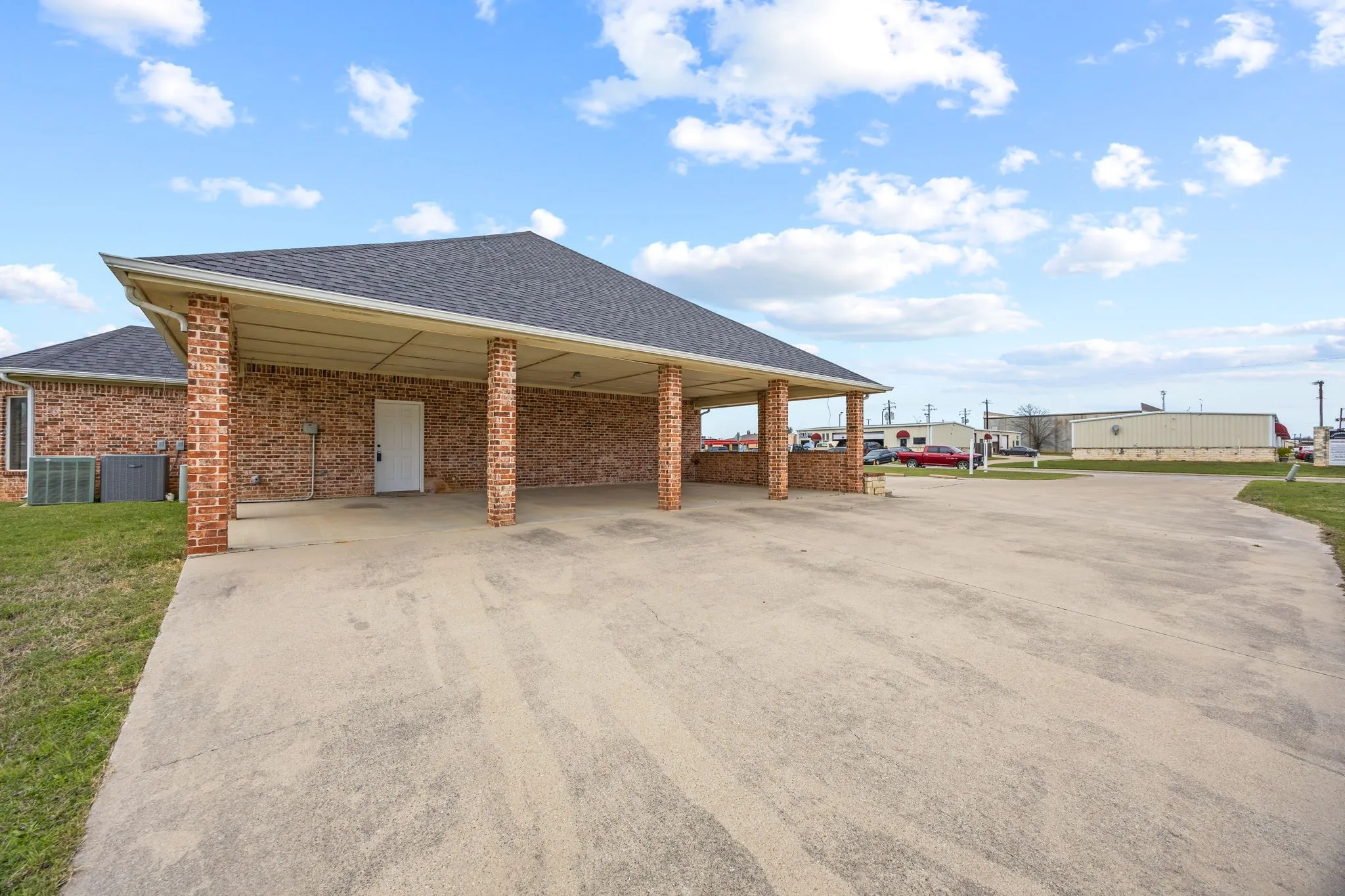 Office For Sale in Wise County , 401 Center Court Drive, Bridgeport, Texas 76426, 0, 0, Garage spaces, 0 Sqft, built in 2001, Price $575,000, mls#21356051, Real Estate Agent in Bridgeport, Homes For Sale in Wise county, Homes For Sale in Bridgeport, Realtor in Bridgeport Texas, Real Estate Brokerage Independent Realty Texas, Luminita Cordes Realtor