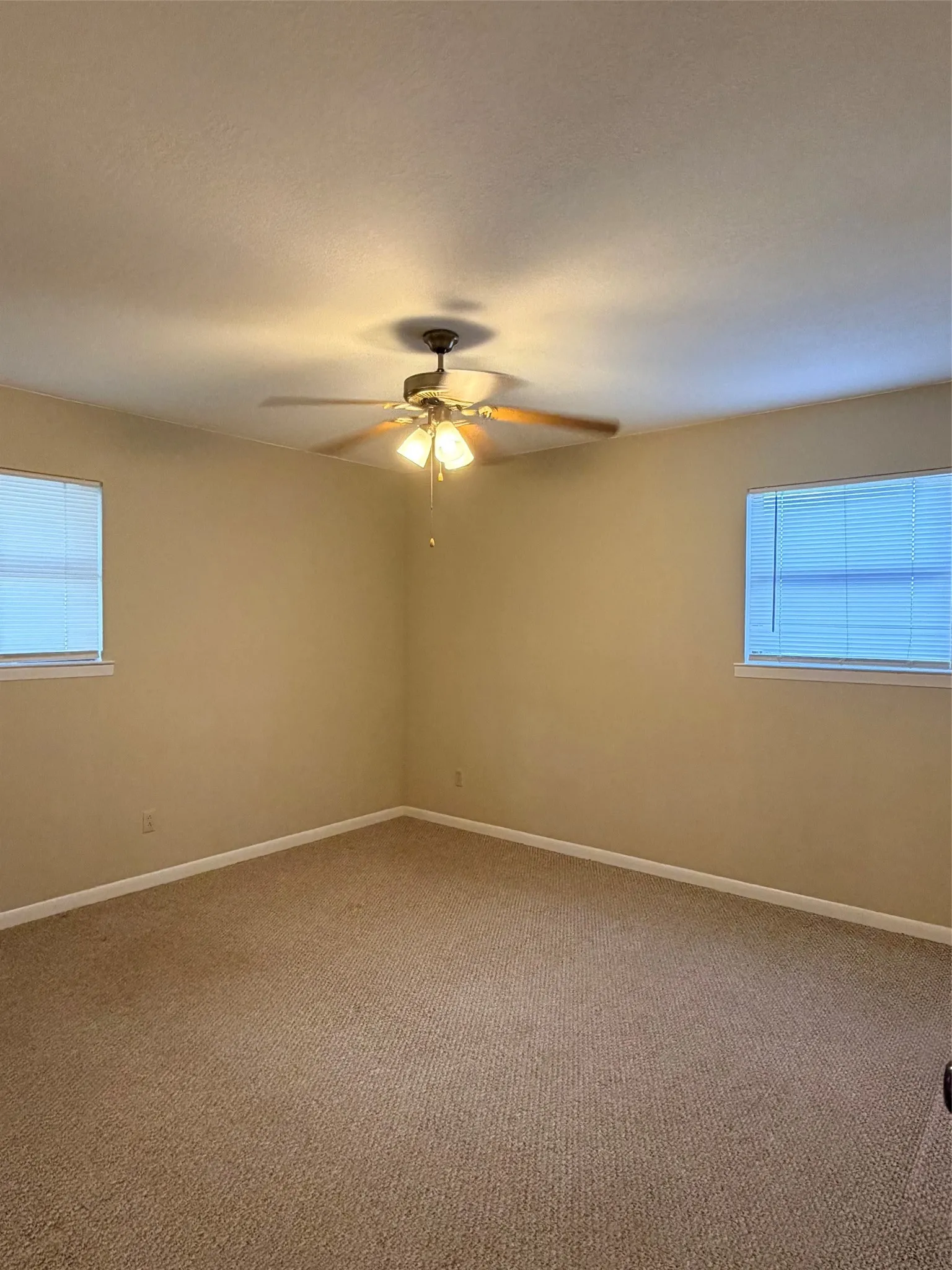 Single Family Residence For Sale in Comanche County , 105 W Elm Street, Gustine, Texas 76455, 2 Bedroom, 2 Bathroom, 1 Garage spaces, 1,324 Sqft, built in 1980, mls#21356371, Real Estate Agent in Gustine, Homes For Sale in Comanche county, Homes For Sale in Gustine, Realtor in Gustine Texas, Real Estate Brokerage Independent Realty Texas, Luminita Cordes Realtor