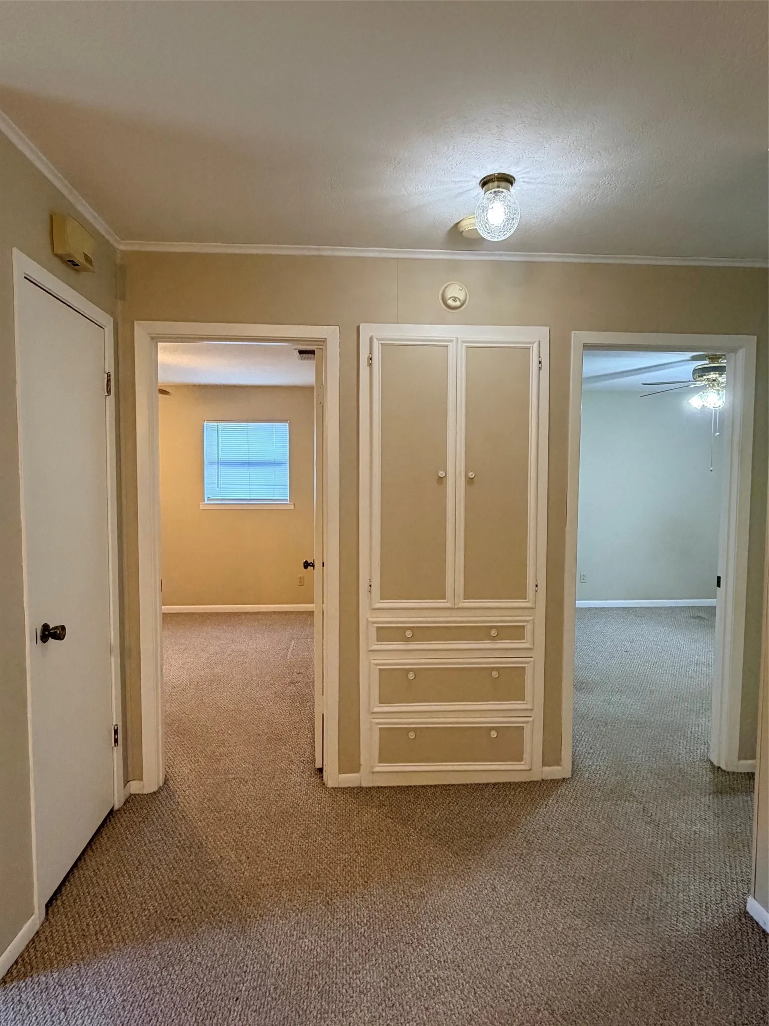 Single Family Residence For Sale in Comanche County , 105 W Elm Street, Gustine, Texas 76455, 2 Bedroom, 2 Bathroom, 1 Garage spaces, 1,324 Sqft, built in 1980, mls#21356371, Real Estate Agent in Gustine, Homes For Sale in Comanche county, Homes For Sale in Gustine, Realtor in Gustine Texas, Real Estate Brokerage Independent Realty Texas, Luminita Cordes Realtor