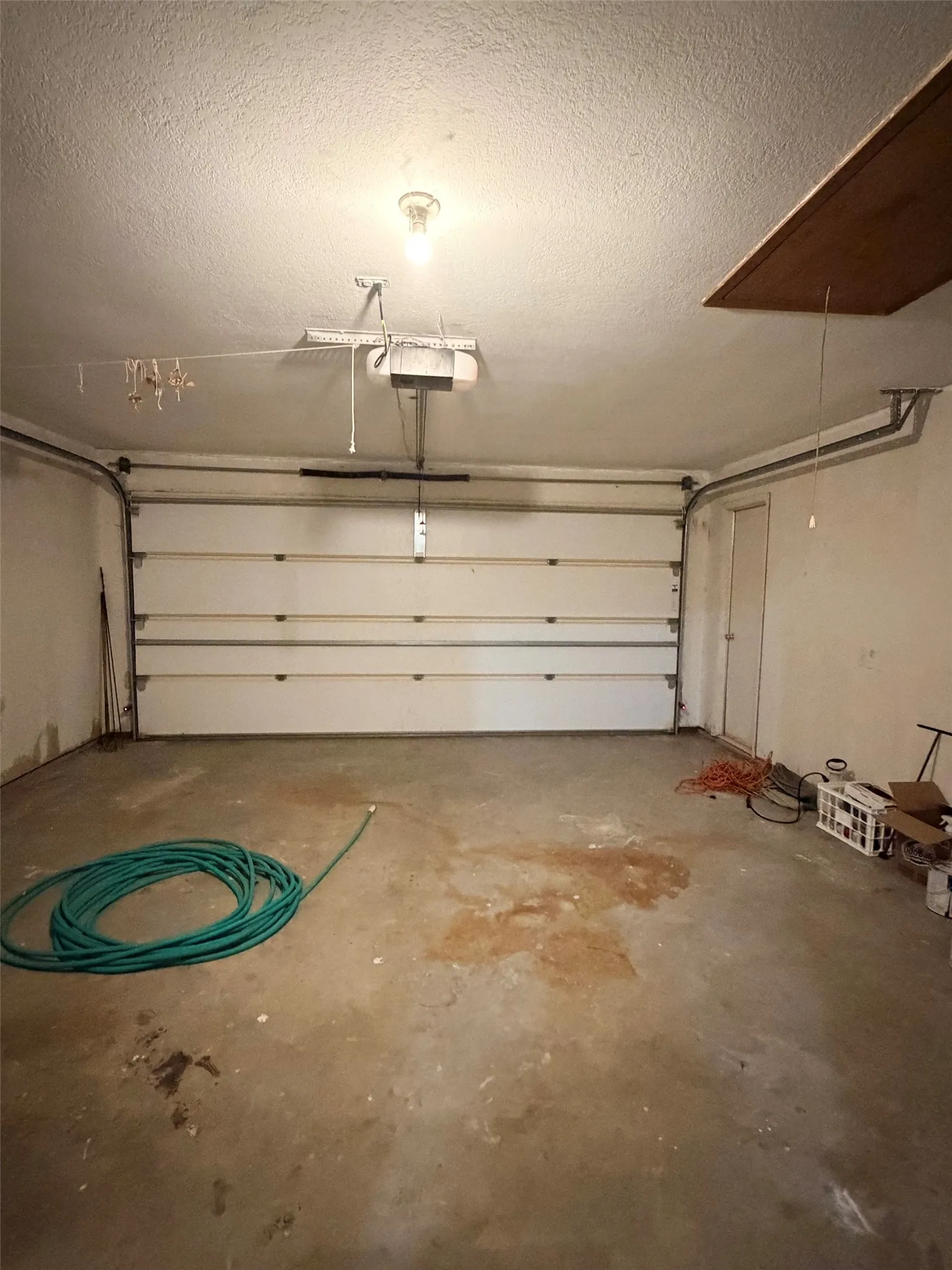 Single Family Residence For Sale in Comanche County , 105 W Elm Street, Gustine, Texas 76455, 2 Bedroom, 2 Bathroom, 1 Garage spaces, 1,324 Sqft, built in 1980, mls#21356371, Real Estate Agent in Gustine, Homes For Sale in Comanche county, Homes For Sale in Gustine, Realtor in Gustine Texas, Real Estate Brokerage Independent Realty Texas, Luminita Cordes Realtor