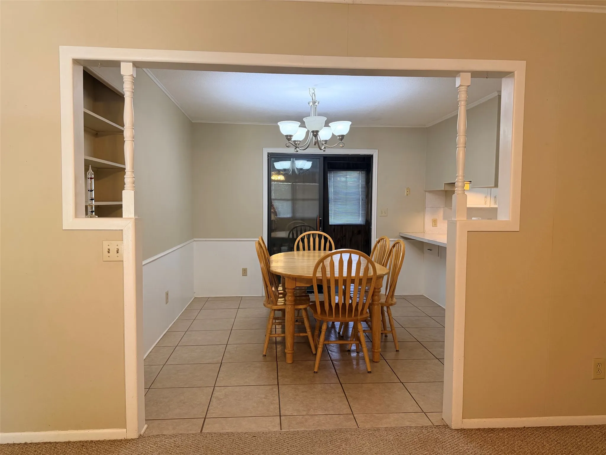 Single Family Residence For Sale in Comanche County , 105 W Elm Street, Gustine, Texas 76455, 2 Bedroom, 2 Bathroom, 1 Garage spaces, 1,324 Sqft, built in 1980, mls#21356371, Real Estate Agent in Gustine, Homes For Sale in Comanche county, Homes For Sale in Gustine, Realtor in Gustine Texas, Real Estate Brokerage Independent Realty Texas, Luminita Cordes Realtor