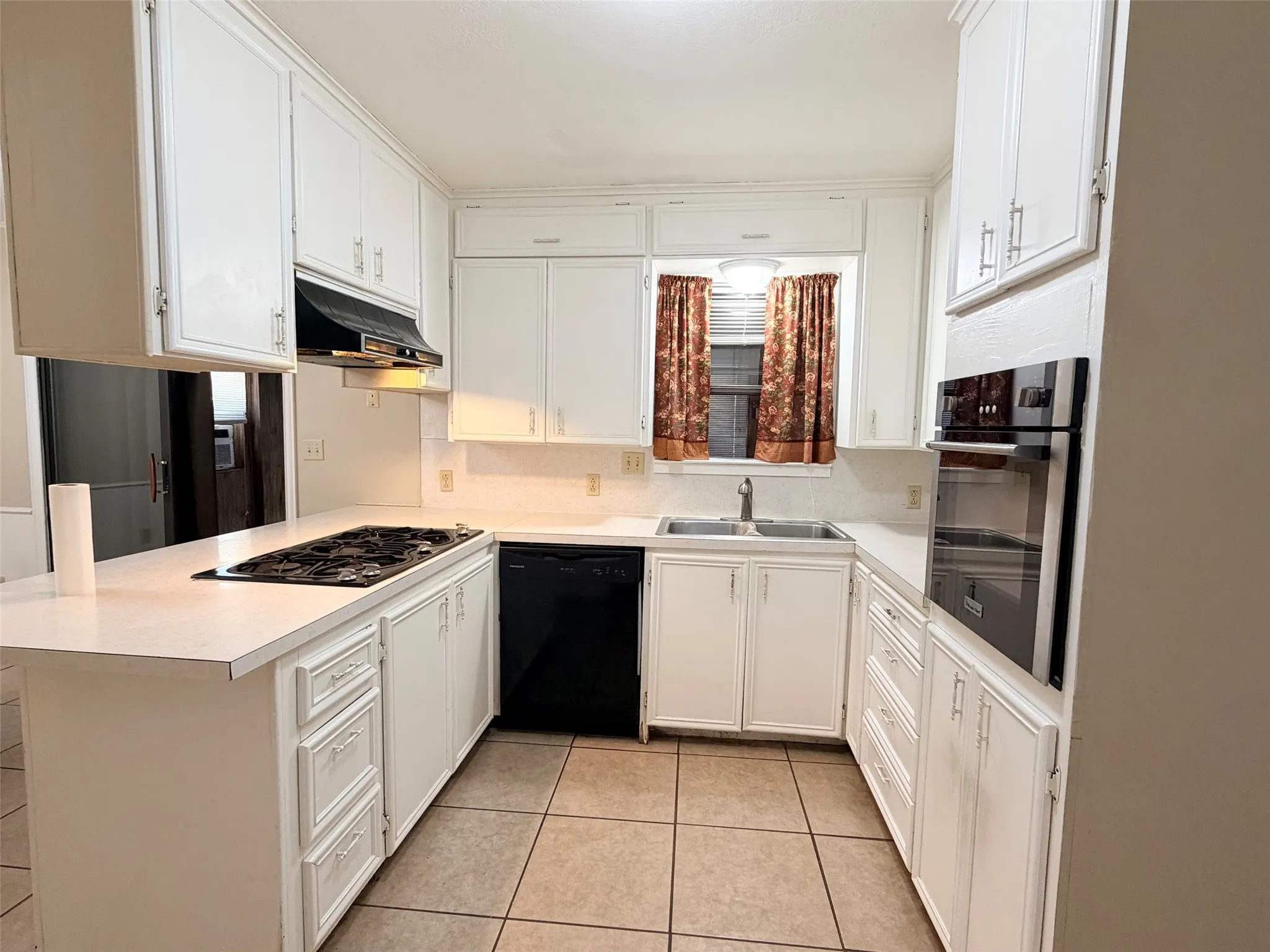 Single Family Residence For Sale in Comanche County , 105 W Elm Street, Gustine, Texas 76455, 2 Bedroom, 2 Bathroom, 1 Garage spaces, 1,324 Sqft, built in 1980, mls#21356371, Real Estate Agent in Gustine, Homes For Sale in Comanche county, Homes For Sale in Gustine, Realtor in Gustine Texas, Real Estate Brokerage Independent Realty Texas, Luminita Cordes Realtor