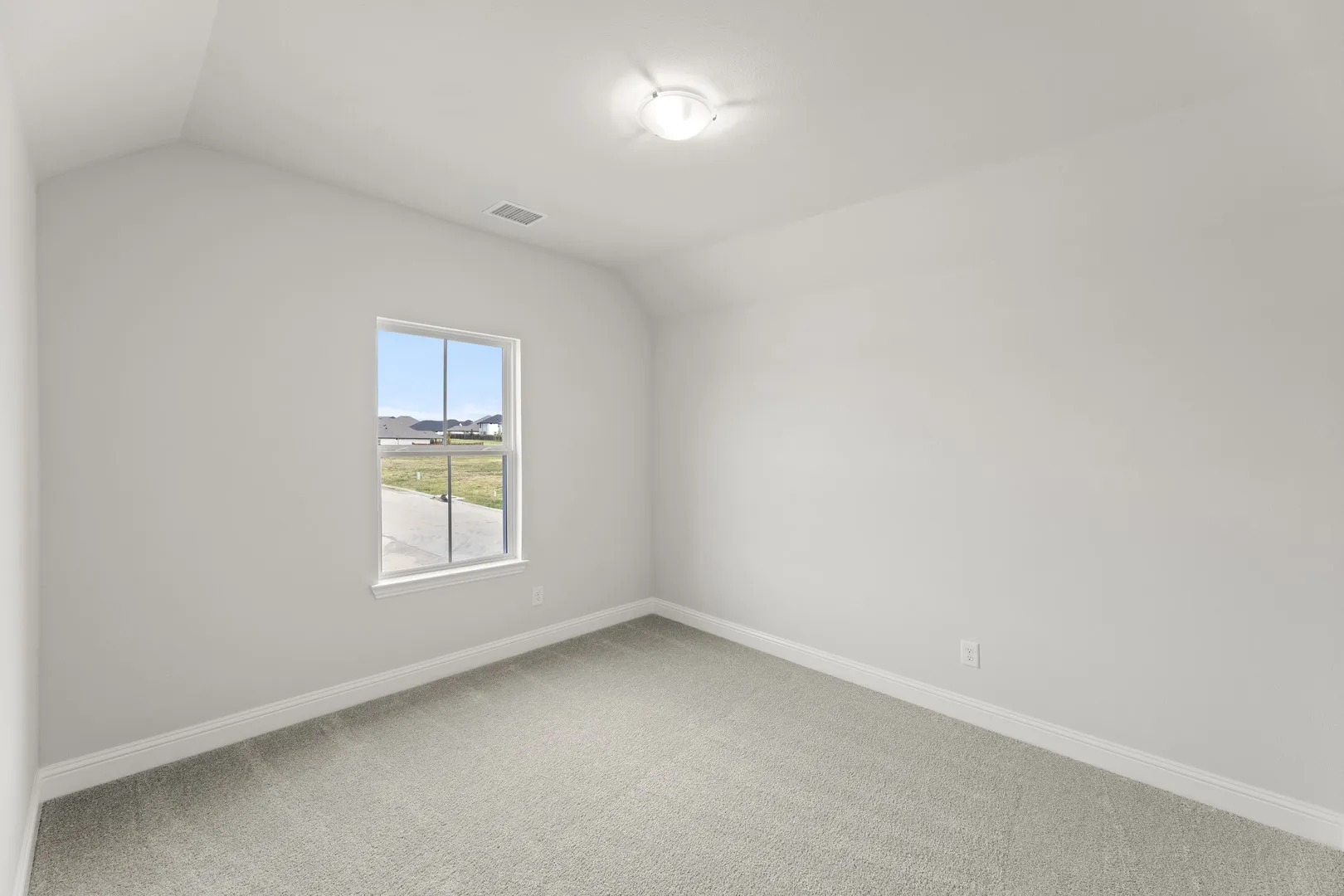 23. 3203 Dunbar - Bed 3