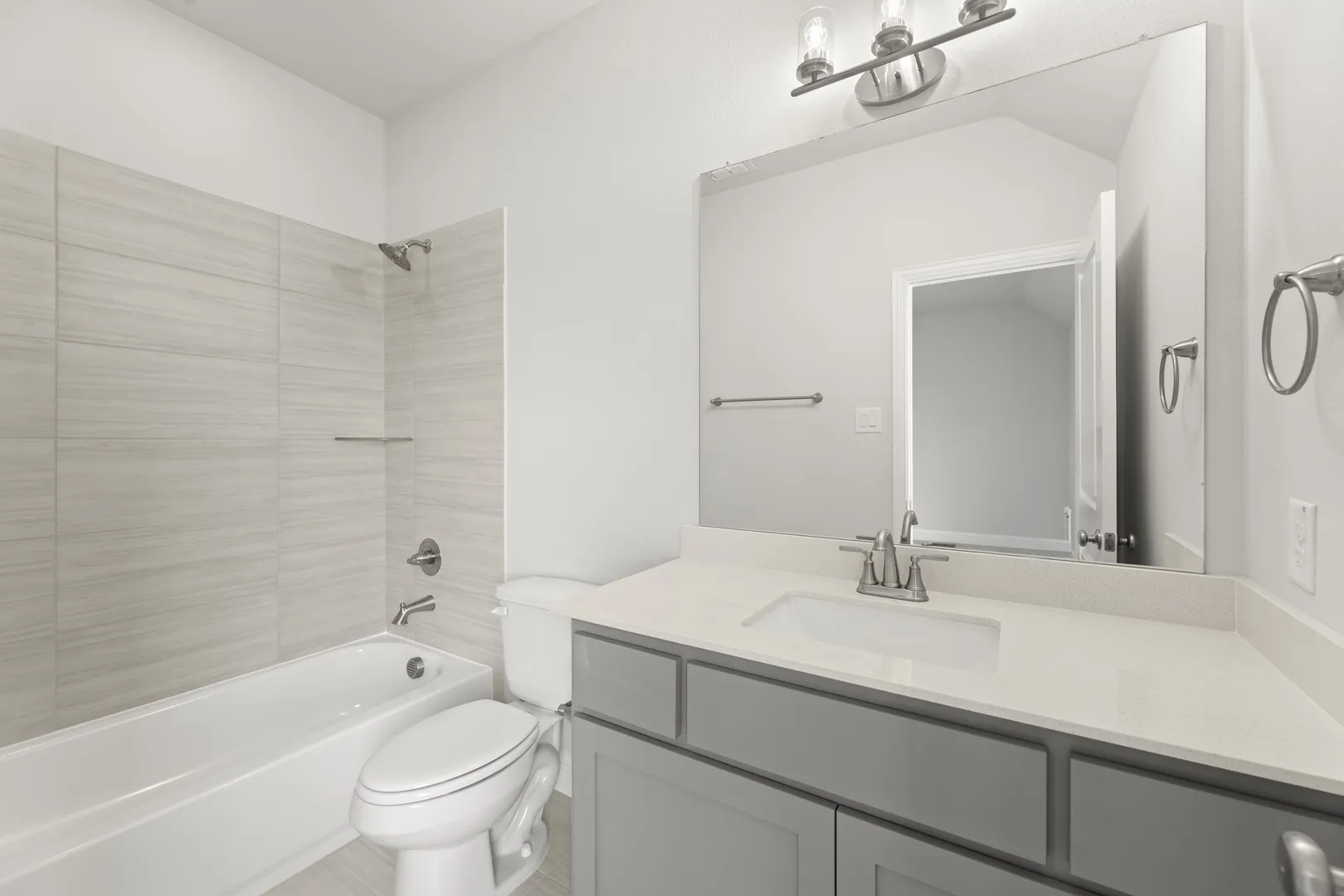 24. 3203 Dunbar - 3RD Bath