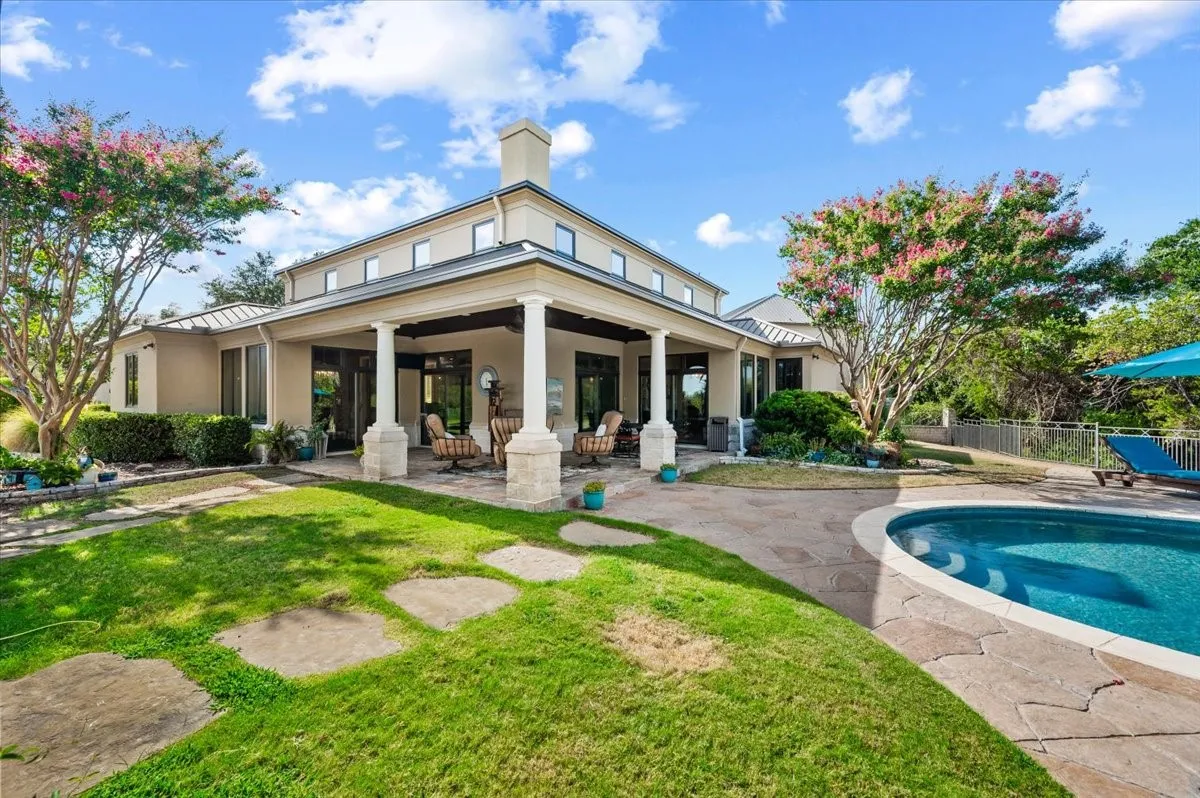 Single Family Residence For Sale in Parker County , 200 Falcon Ridge, Aledo, Texas 76008, 3 Bedroom, 4 Bathroom, 2 Garage spaces, 5,478 Sqft, built in 1997, mls#21353860, Real Estate Agent in Aledo, Homes For Sale in Parker county, Homes For Sale in Aledo, Realtor in Aledo Texas, Real Estate Brokerage Independent Realty Texas, Luminita Cordes Realtor
