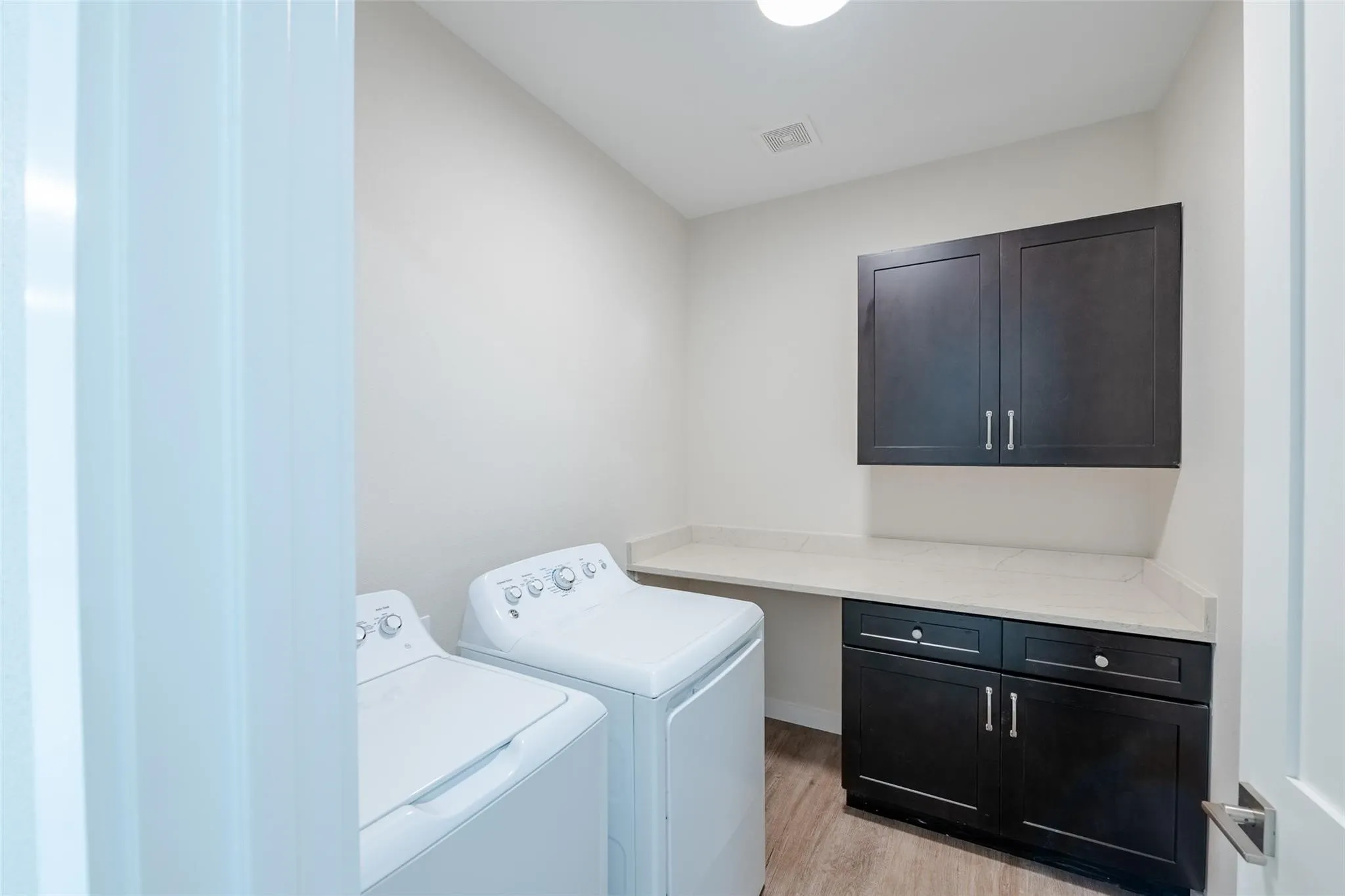 Townhouse For Rent in Erath County , 110 Clark Lane 110, Stephenville, Texas 76401, 3 Bedroom, 3 Bathroom, 2 Garage spaces, 2,268 Sqft, built in 2023, Price $2,800, mls#21356381, Real Estate Agent in Stephenville, Homes For Rent in Erath county, Homes For Rent in Stephenville, Realtor in Stephenville Texas, Real Estate Brokerage Independent Realty Texas, Luminita Cordes Realtor