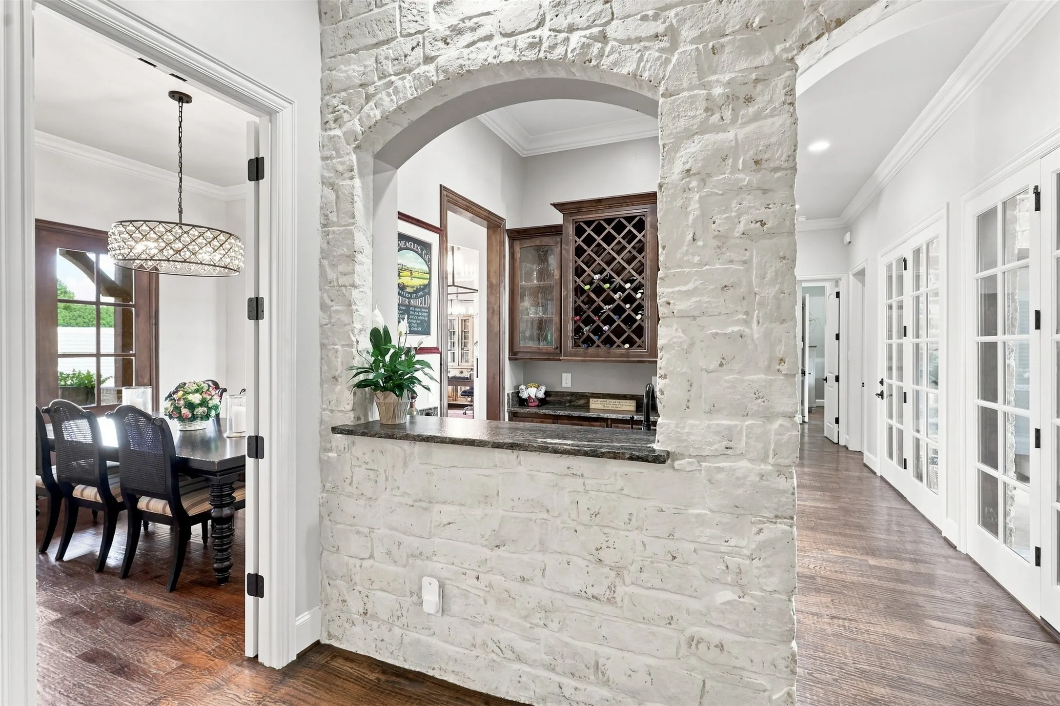 Single Family Residence For Sale in Rockwall County , 104 Brentwood Drive, Heath, Texas 75032, 4 Bedroom, 5 Bathroom, 3 Garage spaces, 4,173 Sqft, built in 2015, mls#21351561, Real Estate Agent in Heath, Homes For Sale in Rockwall county, Homes For Sale in Heath, Realtor in Heath Texas, Real Estate Brokerage Independent Realty Texas, Luminita Cordes Realtor