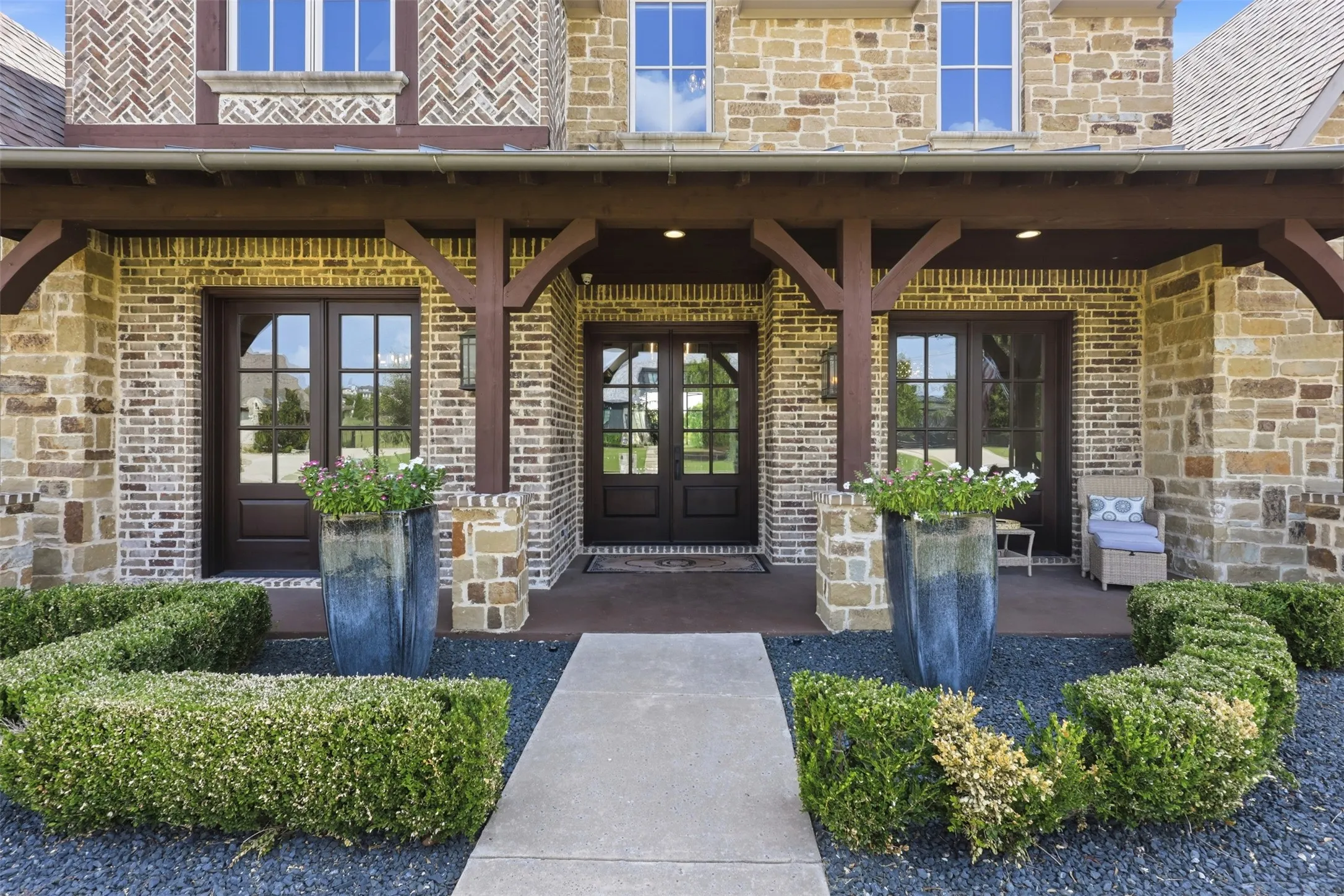 Single Family Residence For Sale in Rockwall County , 104 Brentwood Drive, Heath, Texas 75032, 4 Bedroom, 5 Bathroom, 3 Garage spaces, 4,173 Sqft, built in 2015, mls#21351561, Real Estate Agent in Heath, Homes For Sale in Rockwall county, Homes For Sale in Heath, Realtor in Heath Texas, Real Estate Brokerage Independent Realty Texas, Luminita Cordes Realtor