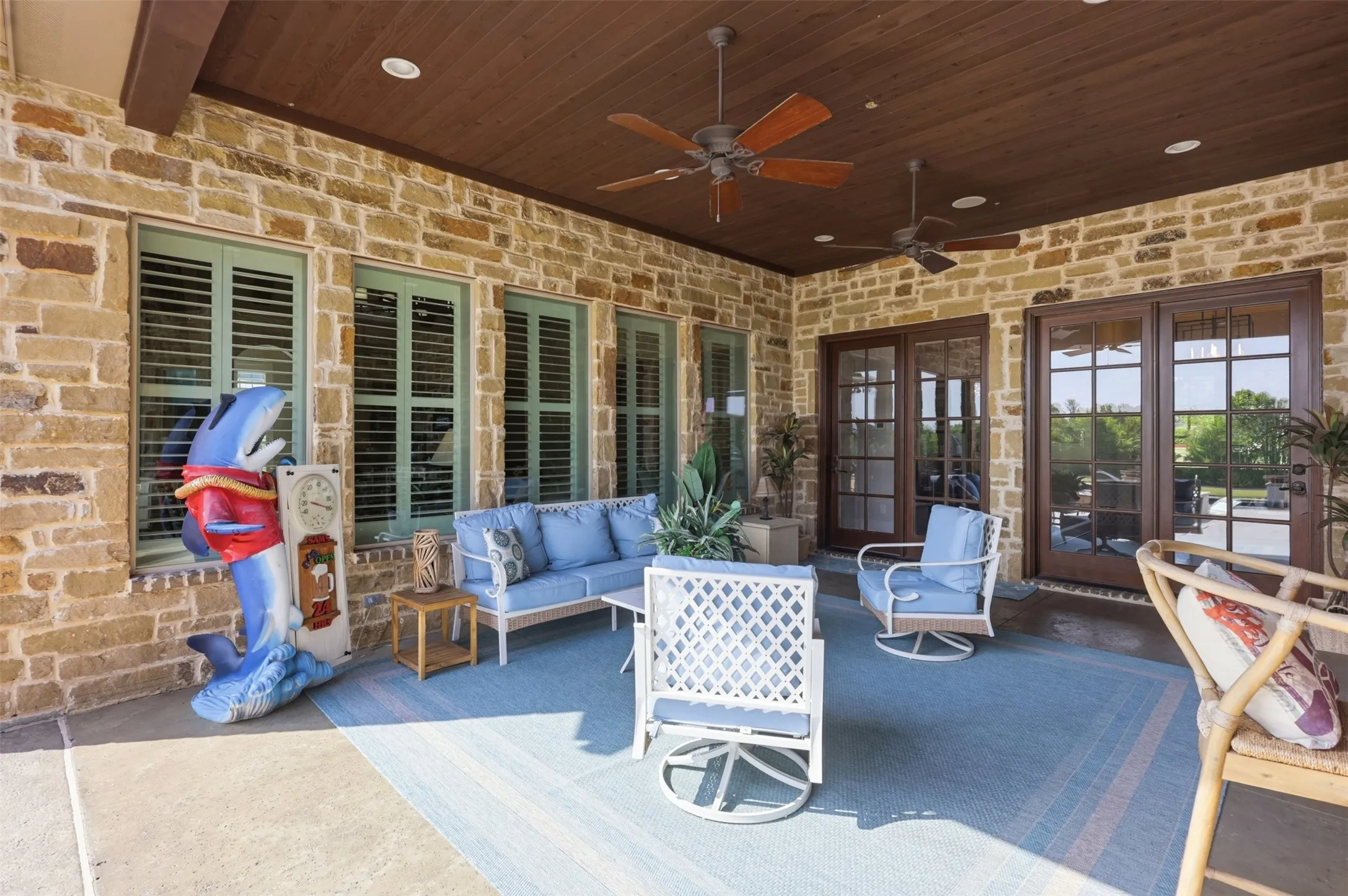 Single Family Residence For Sale in Rockwall County , 104 Brentwood Drive, Heath, Texas 75032, 4 Bedroom, 5 Bathroom, 3 Garage spaces, 4,173 Sqft, built in 2015, mls#21351561, Real Estate Agent in Heath, Homes For Sale in Rockwall county, Homes For Sale in Heath, Realtor in Heath Texas, Real Estate Brokerage Independent Realty Texas, Luminita Cordes Realtor