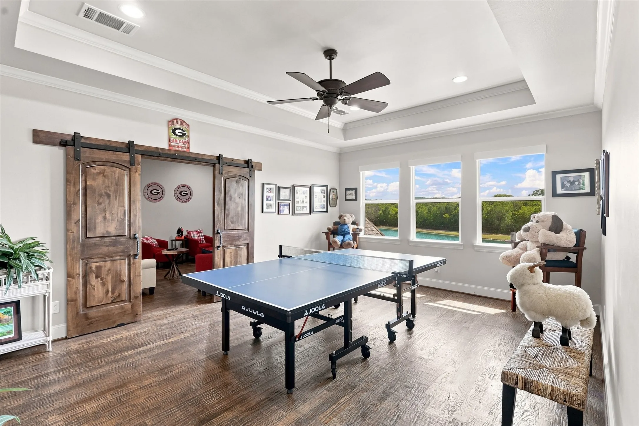 Single Family Residence For Sale in Rockwall County , 104 Brentwood Drive, Heath, Texas 75032, 4 Bedroom, 5 Bathroom, 3 Garage spaces, 4,173 Sqft, built in 2015, mls#21351561, Real Estate Agent in Heath, Homes For Sale in Rockwall county, Homes For Sale in Heath, Realtor in Heath Texas, Real Estate Brokerage Independent Realty Texas, Luminita Cordes Realtor