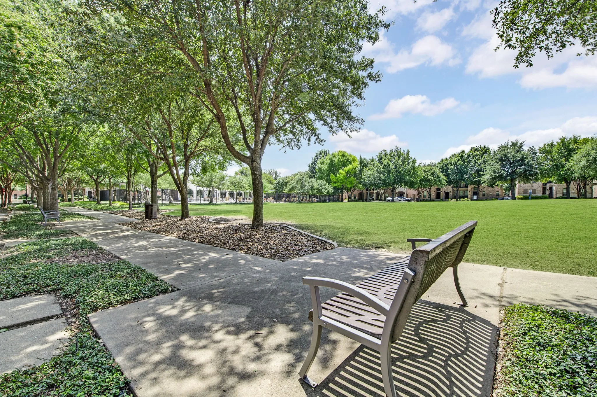 Townhouse For Rent in Collin County , 6837 Livorno Lane, Frisco, Texas 75034, 2 Bedroom, 3 Bathroom, 2 Garage spaces, 1,670 Sqft, built in 2005, mls#21355273, Real Estate Agent in Frisco, Homes For Rent in Collin county, Homes For Rent in Frisco, Realtor in Frisco Texas, Real Estate Brokerage Independent Realty Texas, Luminita Cordes Realtor