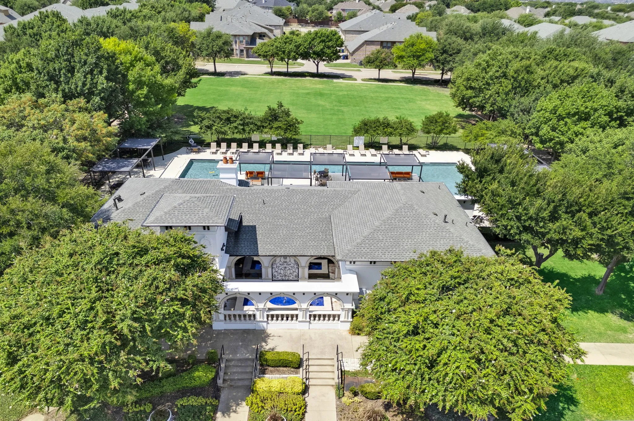 Townhouse For Rent in Collin County , 6837 Livorno Lane, Frisco, Texas 75034, 2 Bedroom, 3 Bathroom, 2 Garage spaces, 1,670 Sqft, built in 2005, mls#21355273, Real Estate Agent in Frisco, Homes For Rent in Collin county, Homes For Rent in Frisco, Realtor in Frisco Texas, Real Estate Brokerage Independent Realty Texas, Luminita Cordes Realtor