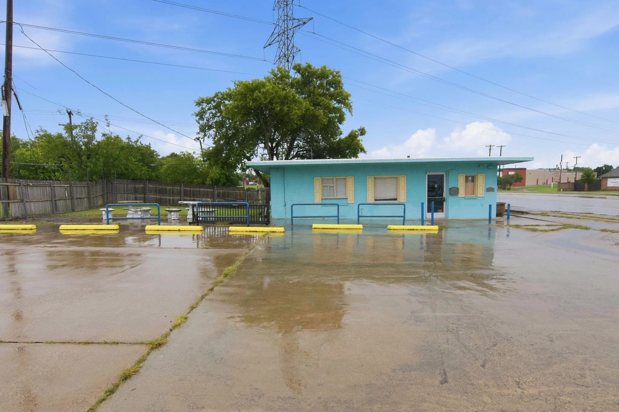 Business For Sale in Tarrant County , 5601 Davis Boulevard, North Richland Hills, Texas 76180, 0, 0, Garage spaces, 0 Sqft, built in 1959, mls#21356408, Real Estate Agent in North Richland Hills, Homes For Sale in Tarrant county, Homes For Sale in North Richland Hills, Realtor in North Richland Hills Texas, Real Estate Brokerage Independent Realty Texas, Luminita Cordes Realtor