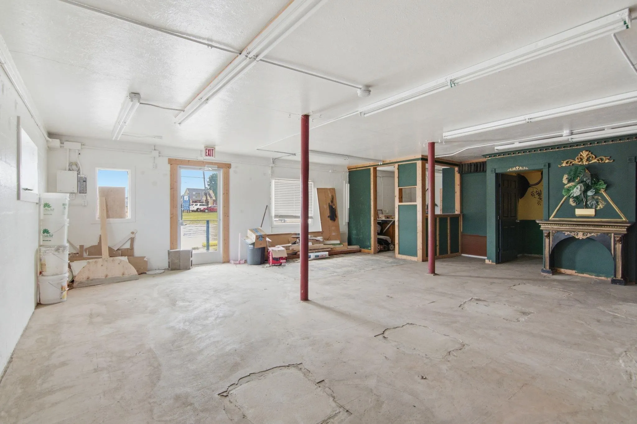 Business For Sale in Tarrant County , 5601 Davis Boulevard, North Richland Hills, Texas 76180, 0, 0, Garage spaces, 0 Sqft, built in 1959, mls#21356408, Real Estate Agent in North Richland Hills, Homes For Sale in Tarrant county, Homes For Sale in North Richland Hills, Realtor in North Richland Hills Texas, Real Estate Brokerage Independent Realty Texas, Luminita Cordes Realtor