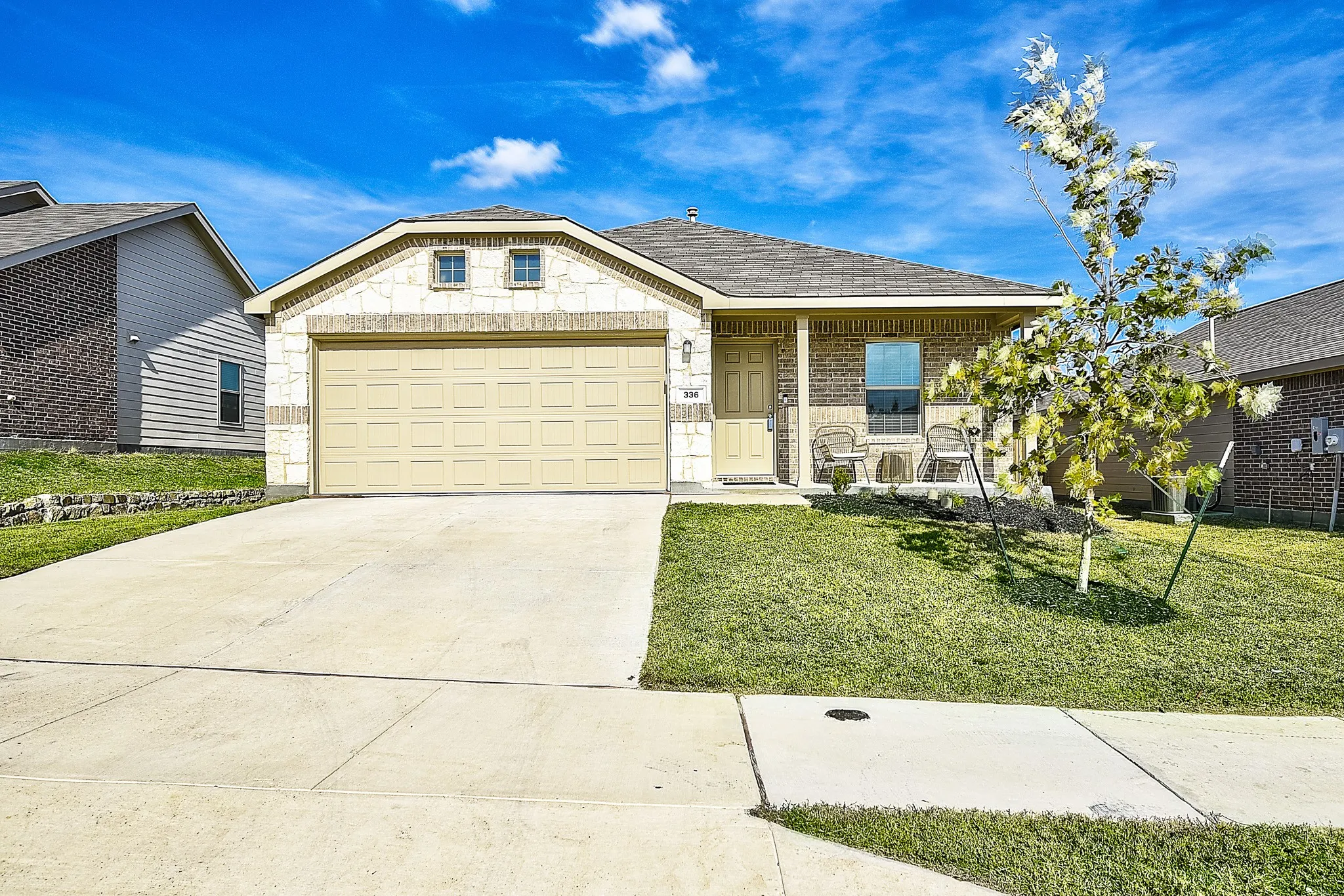 Single Family Residence For Sale in Denton County , 336 Dry Canyon Way, Fort Worth, Texas 76052, 3 Bedroom, 2 Bathroom, 2 Garage spaces, 1,268 Sqft, built in 2022, mls#21356069, Real Estate Agent in Fort Worth, Homes For Sale in Denton county, Homes For Sale in Fort Worth, Realtor in Fort Worth Texas, Real Estate Brokerage Independent Realty Texas, Luminita Cordes Realtor
