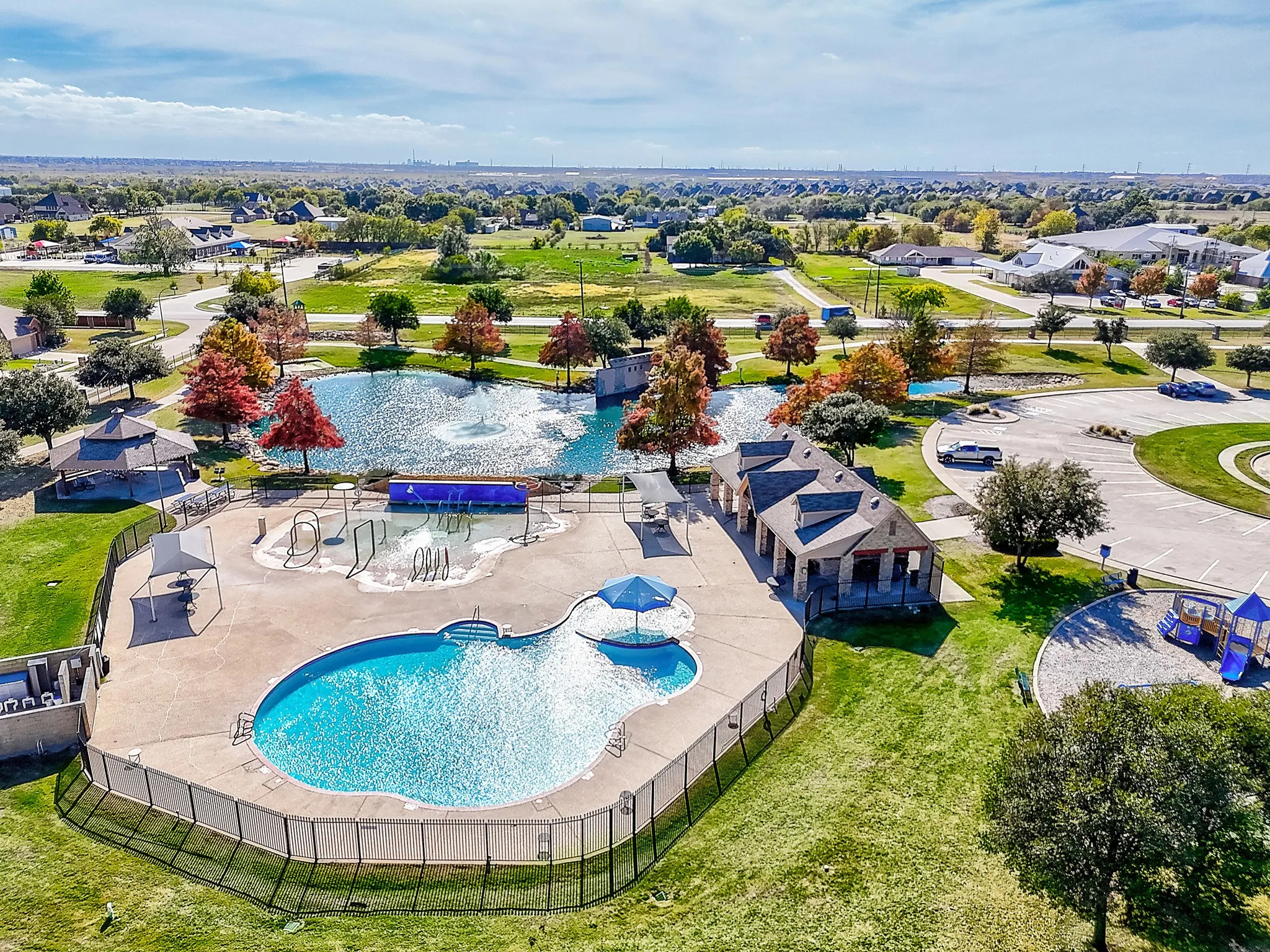 Single Family Residence For Sale in Denton County , 336 Dry Canyon Way, Fort Worth, Texas 76052, 3 Bedroom, 2 Bathroom, 2 Garage spaces, 1,268 Sqft, built in 2022, mls#21356069, Real Estate Agent in Fort Worth, Homes For Sale in Denton county, Homes For Sale in Fort Worth, Realtor in Fort Worth Texas, Real Estate Brokerage Independent Realty Texas, Luminita Cordes Realtor