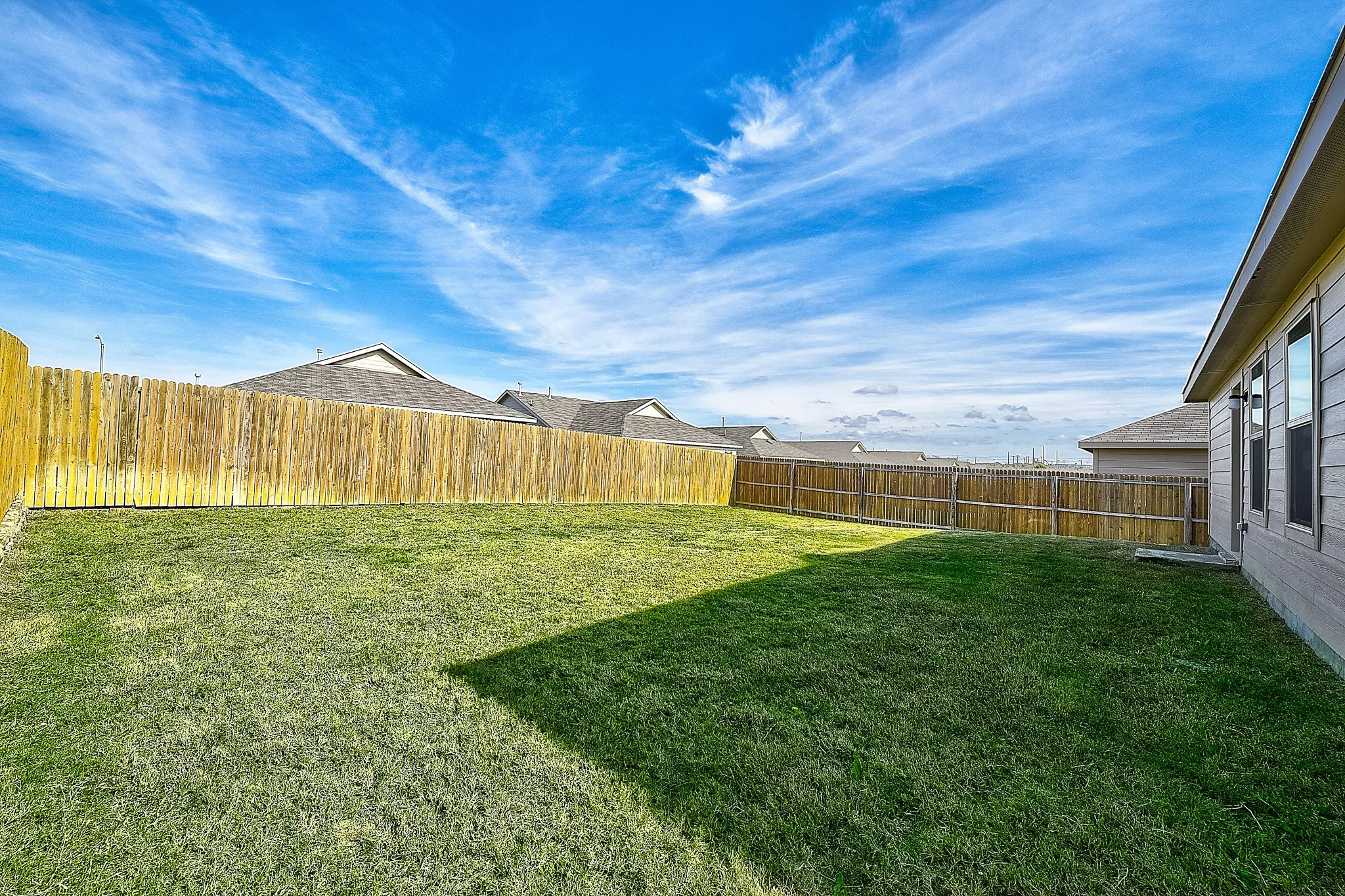 Single Family Residence For Sale in Denton County , 336 Dry Canyon Way, Fort Worth, Texas 76052, 3 Bedroom, 2 Bathroom, 2 Garage spaces, 1,268 Sqft, built in 2022, mls#21356069, Real Estate Agent in Fort Worth, Homes For Sale in Denton county, Homes For Sale in Fort Worth, Realtor in Fort Worth Texas, Real Estate Brokerage Independent Realty Texas, Luminita Cordes Realtor