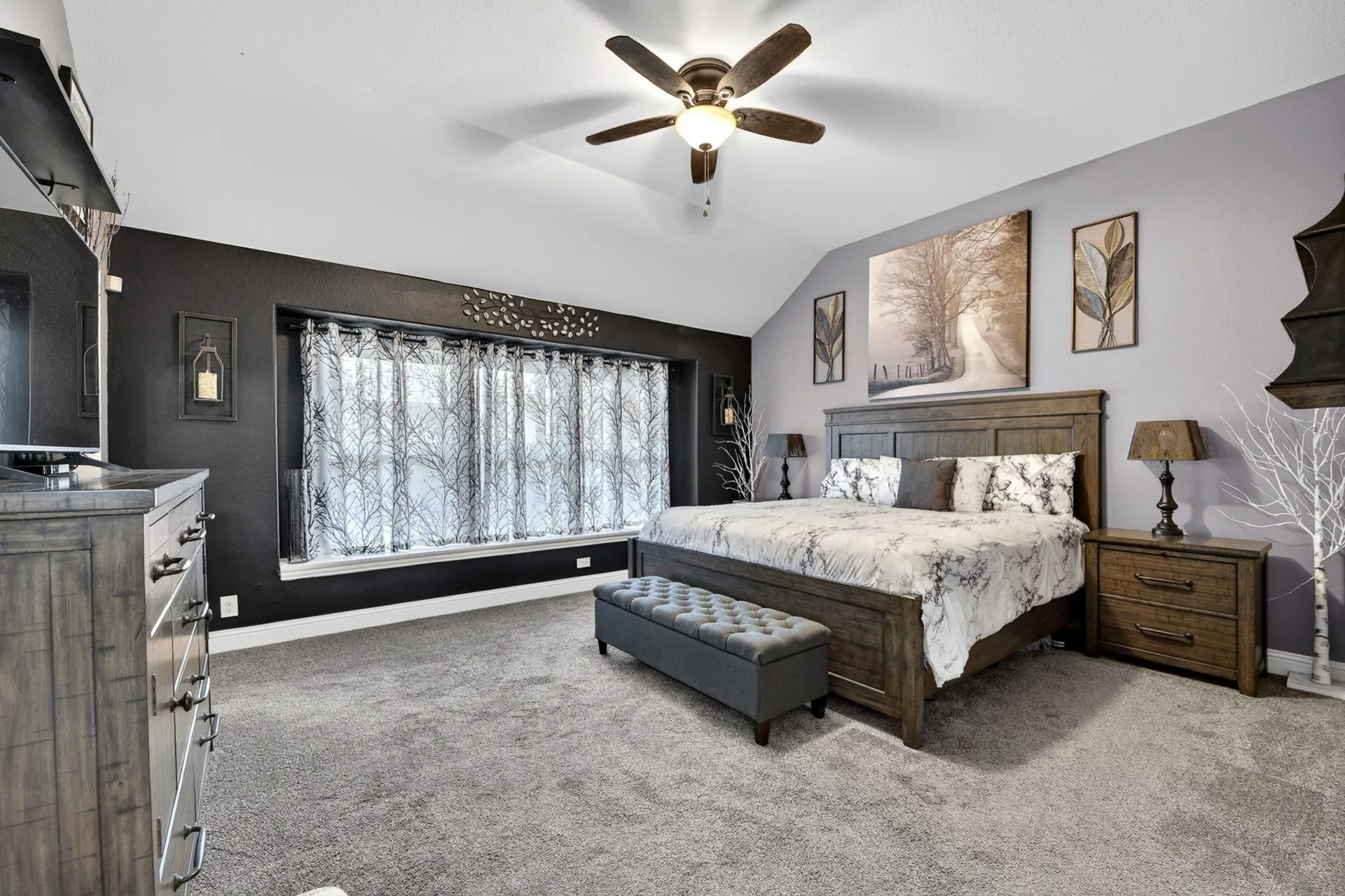 Single Family Residence For Sale in Denton County , 1120 Ponderosa Drive, Aubrey, Texas 76227, 4 Bedroom, 2 Bathroom, 3 Garage spaces, 2,042 Sqft, built in 2013, mls#21354767, Real Estate Agent in Aubrey, Homes For Sale in Denton county, Homes For Sale in Aubrey, Realtor in Aubrey Texas, Real Estate Brokerage Independent Realty Texas, Luminita Cordes Realtor