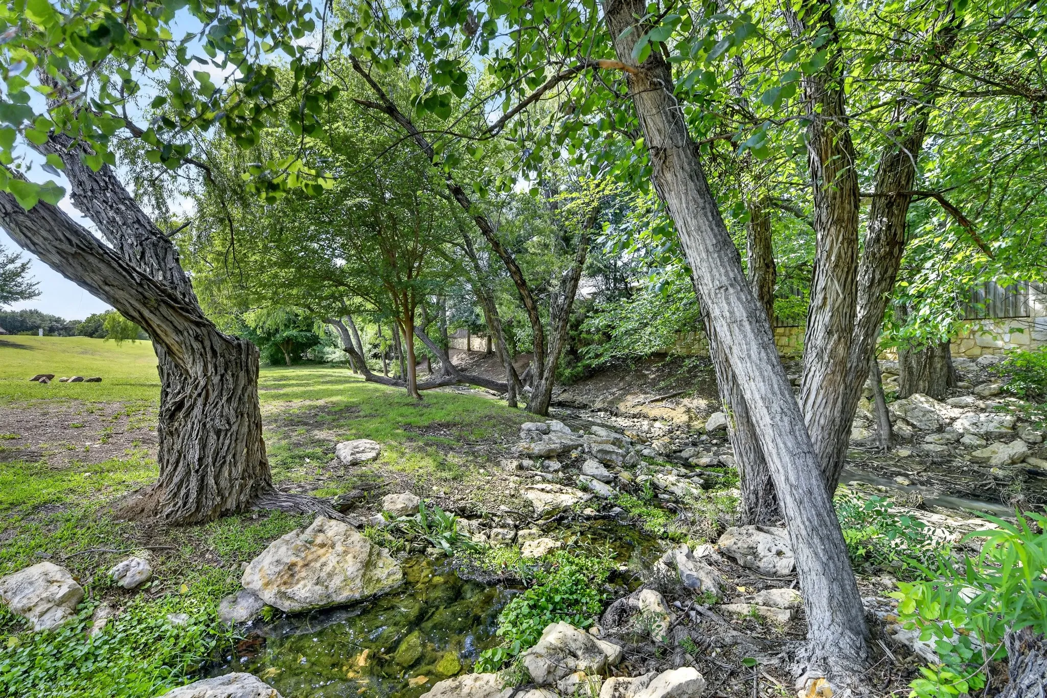 Single Family Residence For Sale in Denton County , 1120 Ponderosa Drive, Aubrey, Texas 76227, 4 Bedroom, 2 Bathroom, 3 Garage spaces, 2,042 Sqft, built in 2013, mls#21354767, Real Estate Agent in Aubrey, Homes For Sale in Denton county, Homes For Sale in Aubrey, Realtor in Aubrey Texas, Real Estate Brokerage Independent Realty Texas, Luminita Cordes Realtor