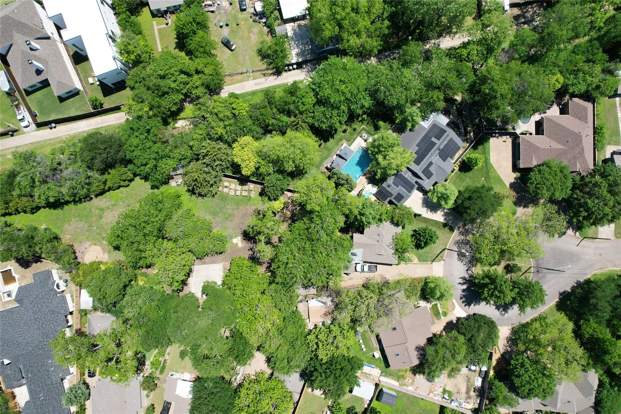 Single Family Residence For Sale in Dallas County , 7652 Culcourt Street, Dallas, Texas 75209, 3 Bedroom, 2 Bathroom, 1 Garage spaces, 1,170 Sqft, built in 1945, mls#21356400, Real Estate Agent in Dallas, Homes For Sale in Dallas county, Homes For Sale in Dallas, Realtor in Dallas Texas, Real Estate Brokerage Independent Realty Texas, Luminita Cordes Realtor
