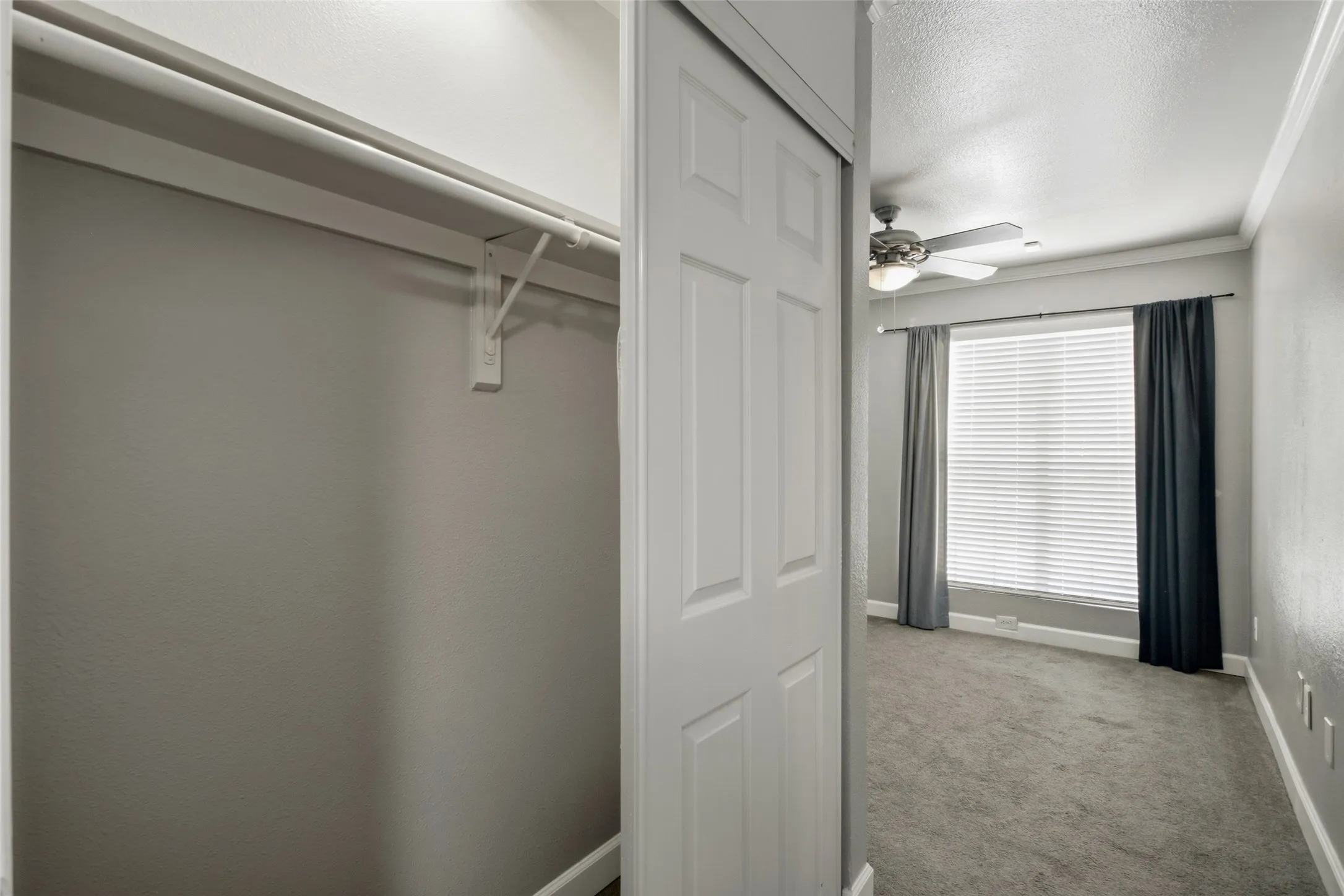 Condominium For Rent in Tarrant County , 3206 S Fielder Road 100, Arlington, Texas 76015, 2 Bedroom, 1 Bathroom, Garage spaces, 768 Sqft, built in 1983, mls#21356417, Real Estate Agent in Arlington, Homes For Rent in Tarrant county, Homes For Rent in Arlington, Realtor in Arlington Texas, Real Estate Brokerage Independent Realty Texas, Luminita Cordes Realtor
