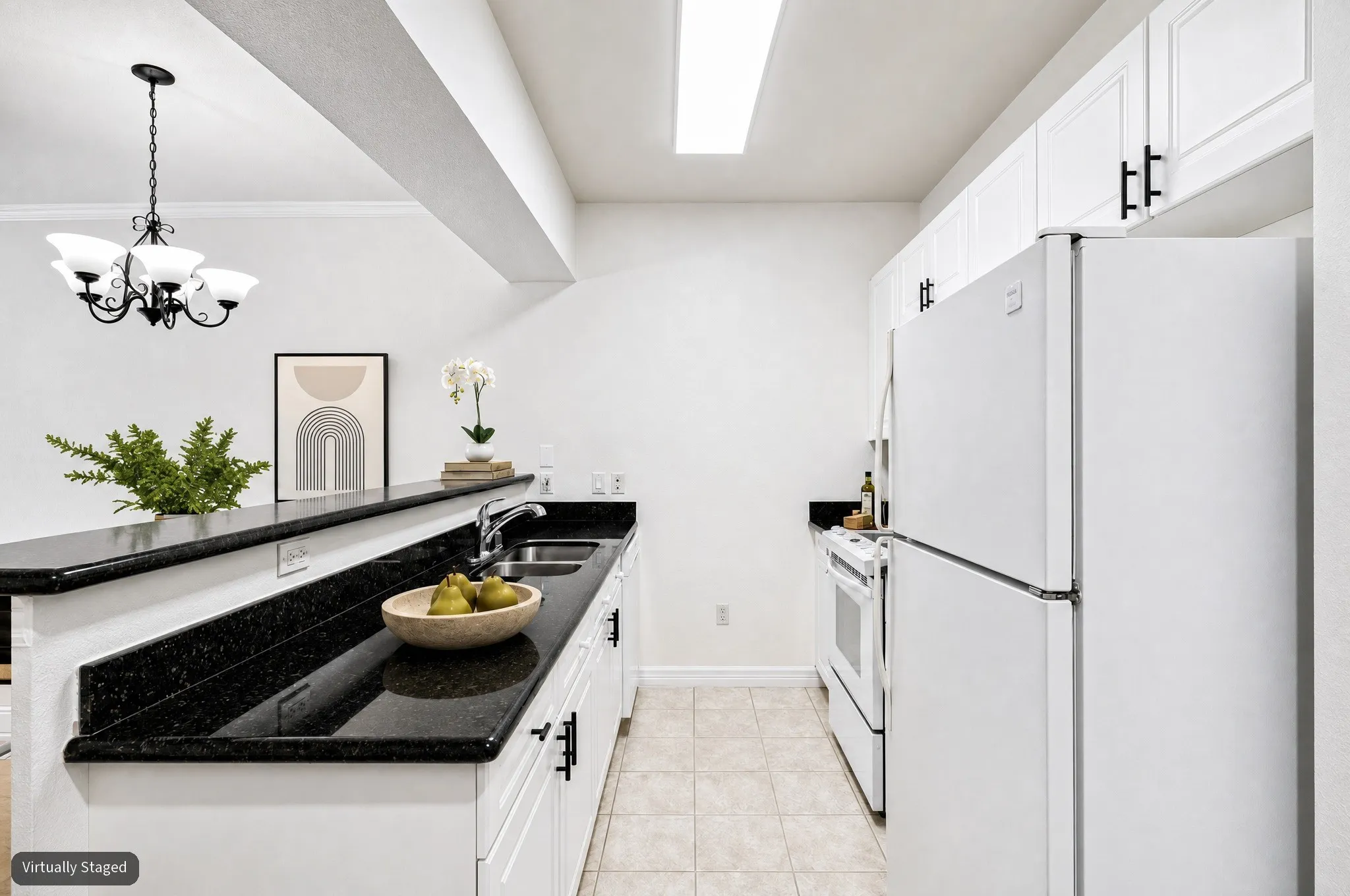 The Wyndemere - 3400 Welborn Street #318 - www.3400welborn318.com