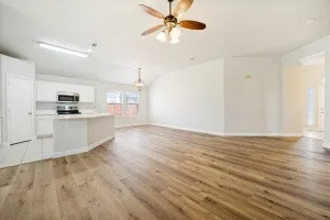 Single Family Residence For Sale in Denton County , 1011 Port Aransas Drive, Little Elm, Texas 75068, 3 Bedroom, 2 Bathroom, 2 Garage spaces, 1,560 Sqft, built in 2001, mls#21356425, Real Estate Agent in Little Elm, Homes For Sale in Denton county, Homes For Sale in Little Elm, Realtor in Little Elm Texas, Real Estate Brokerage Independent Realty Texas, Luminita Cordes Realtor