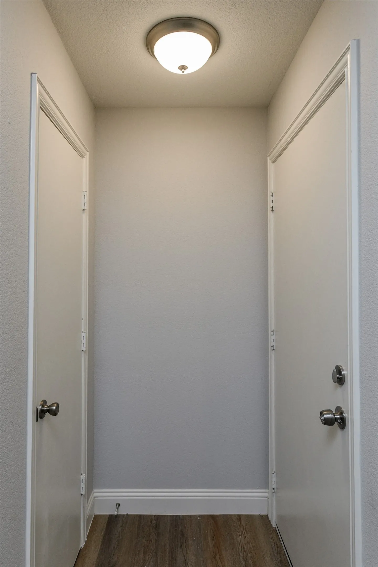 Duplex For Rent in Tarrant County , 2501 Windy Pine Lane, Arlington, Texas 76015, 2 Bedroom, 2 Bathroom, Garage spaces, 1,120 Sqft, built in 1982, mls#21356435, Real Estate Agent in Arlington, Homes For Rent in Tarrant county, Homes For Rent in Arlington, Realtor in Arlington Texas, Real Estate Brokerage Independent Realty Texas, Luminita Cordes Realtor
