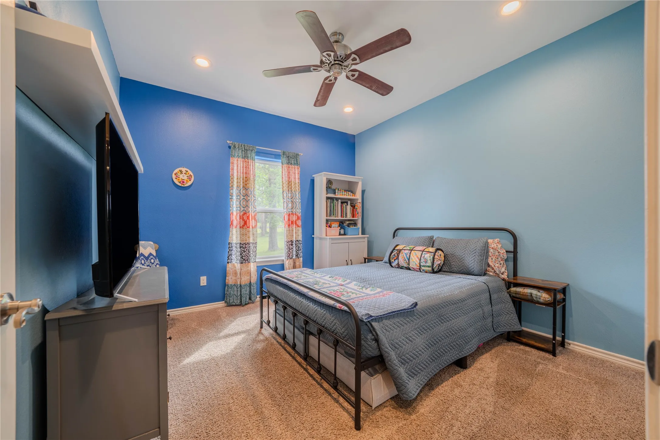 Single Family Residence For Sale in Upshur County , 130 Arabian Court, Gilmer, Texas 75645, 5 Bedroom, 3 Bathroom, Garage spaces, 2,098 Sqft, built in 2016, mls#21356443, Real Estate Agent in Gilmer, Homes For Sale in Upshur county, Homes For Sale in Gilmer, Realtor in Gilmer Texas, Real Estate Brokerage Independent Realty Texas, Luminita Cordes Realtor