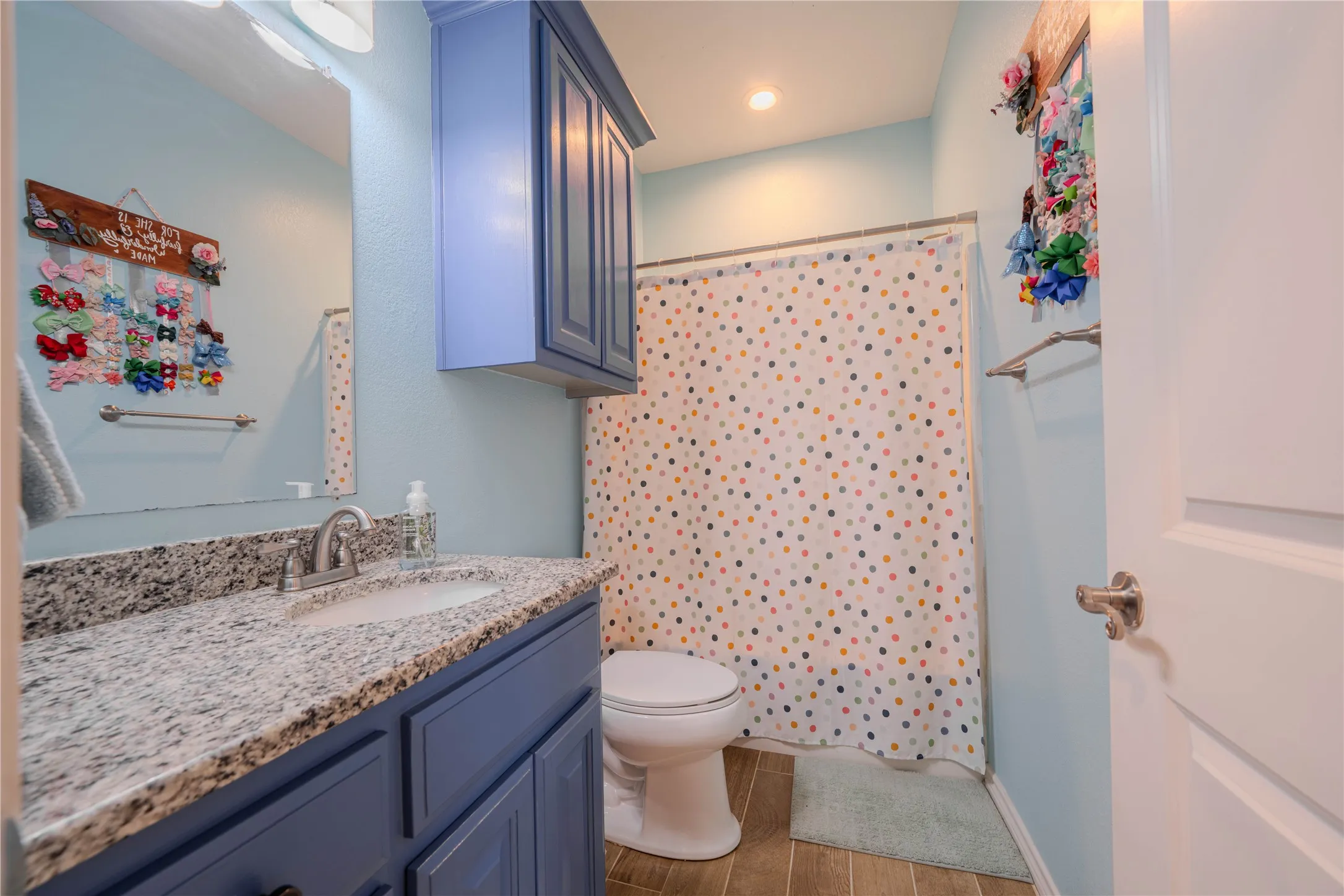 Single Family Residence For Sale in Upshur County , 130 Arabian Court, Gilmer, Texas 75645, 5 Bedroom, 3 Bathroom, Garage spaces, 2,098 Sqft, built in 2016, mls#21356443, Real Estate Agent in Gilmer, Homes For Sale in Upshur county, Homes For Sale in Gilmer, Realtor in Gilmer Texas, Real Estate Brokerage Independent Realty Texas, Luminita Cordes Realtor