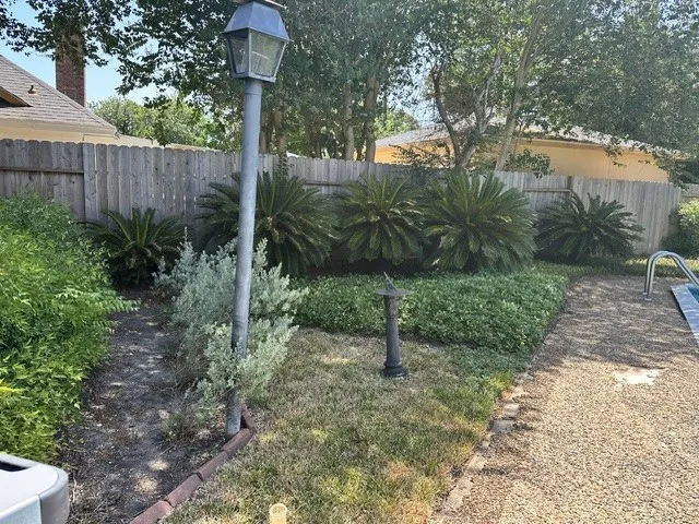Single Family Residence For Sale in Harris County , 9035 Hendon Lane, Houston, Texas 77036, 3 Bedroom, 2 Bathroom, Garage spaces, 1,854 Sqft, built in 1967, mls#21348935, Real Estate Agent in Houston, Homes For Sale in Harris county, Homes For Sale in Houston, Realtor in Houston Texas, Real Estate Brokerage Independent Realty Texas, Luminita Cordes Realtor