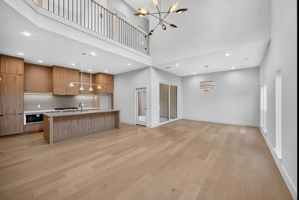 Duplex For Rent in Dallas County , 413 Graham Avenue, Dallas, Texas 75223, 3 Bedroom, 3 Bathroom, 2 Garage spaces, 2,234 Sqft, built in 2026, mls#21356472, Real Estate Agent in Dallas, Homes For Rent in Dallas county, Homes For Rent in Dallas, Realtor in Dallas Texas, Real Estate Brokerage Independent Realty Texas, Luminita Cordes Realtor