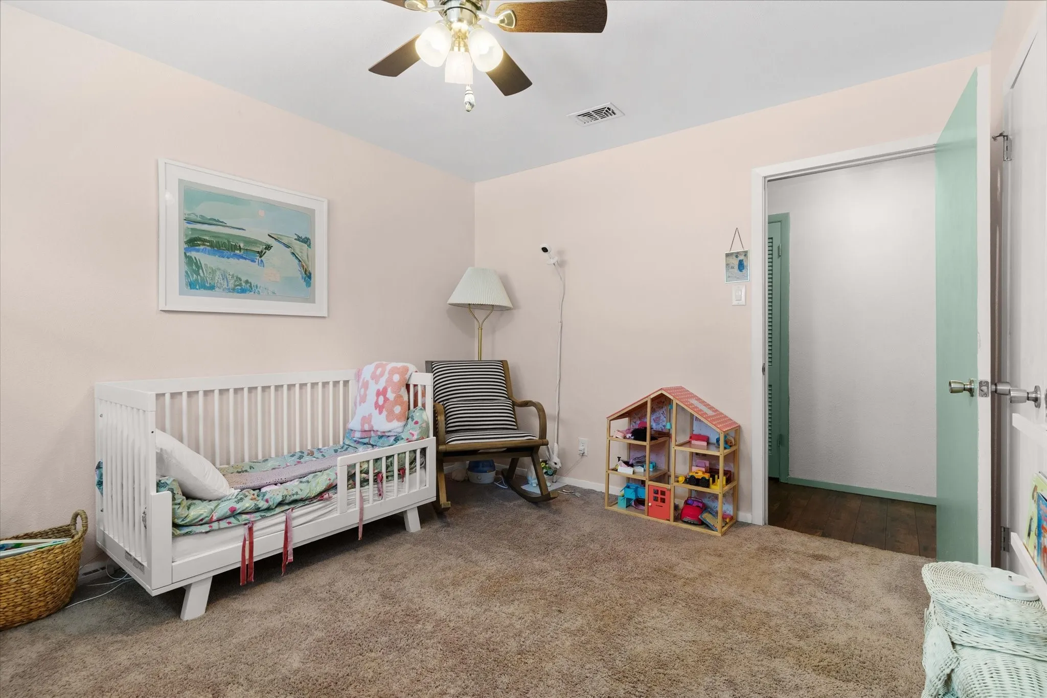 Single Family Residence For Sale in Tarrant County , 6951 Pinon Street, Fort Worth, Texas 76116, 3 Bedroom, 3 Bathroom, 2 Garage spaces, 1,739 Sqft, built in 1961, mls#21355025, Real Estate Agent in Fort Worth, Homes For Sale in Tarrant county, Homes For Sale in Fort Worth, Realtor in Fort Worth Texas, Real Estate Brokerage Independent Realty Texas, Luminita Cordes Realtor