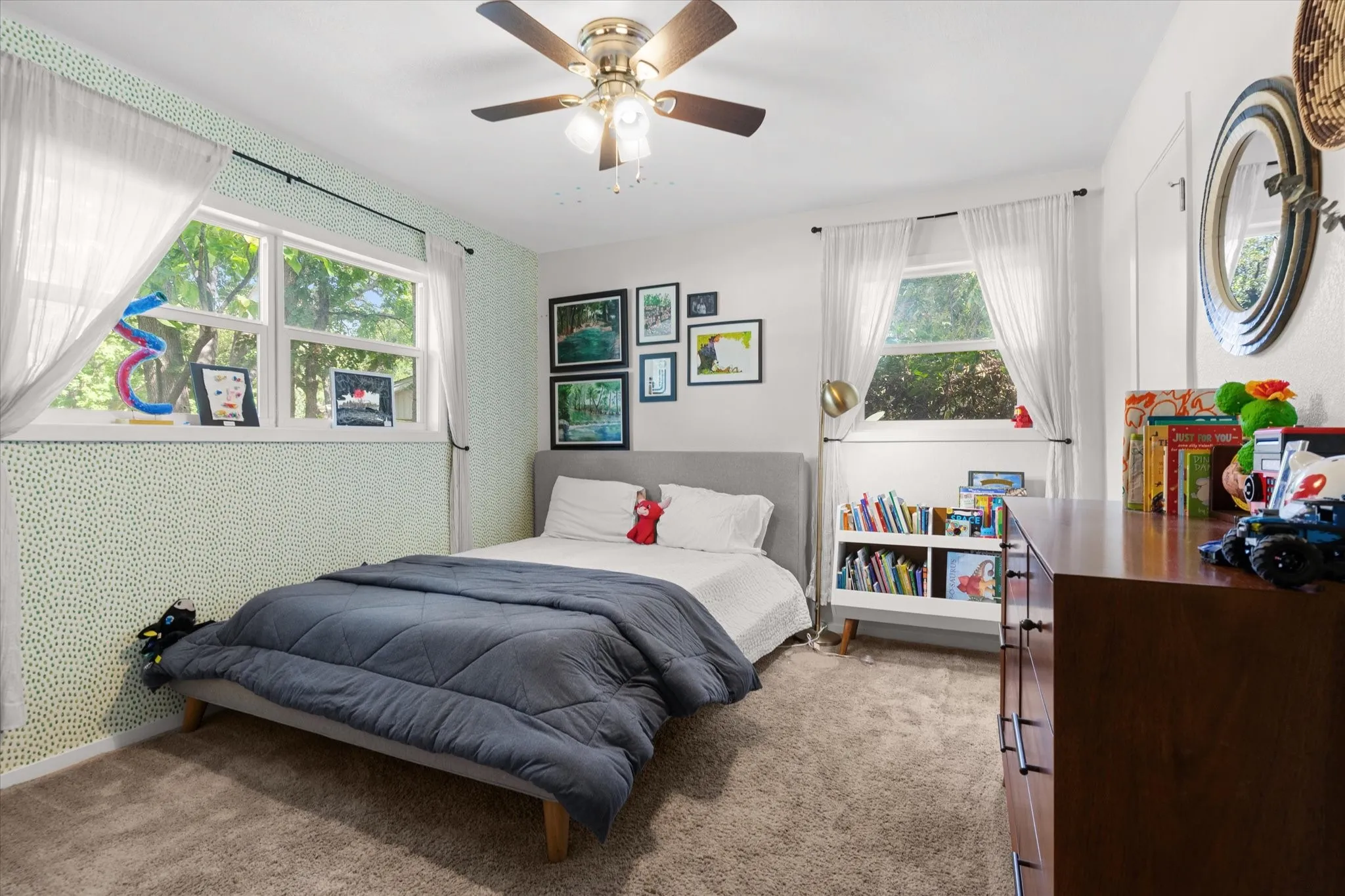 Single Family Residence For Sale in Tarrant County , 6951 Pinon Street, Fort Worth, Texas 76116, 3 Bedroom, 3 Bathroom, 2 Garage spaces, 1,739 Sqft, built in 1961, mls#21355025, Real Estate Agent in Fort Worth, Homes For Sale in Tarrant county, Homes For Sale in Fort Worth, Realtor in Fort Worth Texas, Real Estate Brokerage Independent Realty Texas, Luminita Cordes Realtor