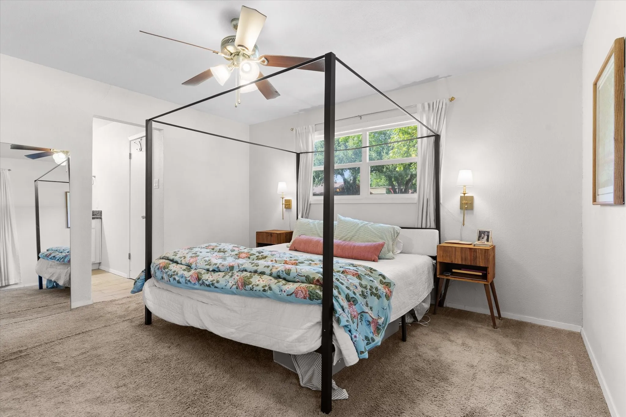Single Family Residence For Sale in Tarrant County , 6951 Pinon Street, Fort Worth, Texas 76116, 3 Bedroom, 3 Bathroom, 2 Garage spaces, 1,739 Sqft, built in 1961, mls#21355025, Real Estate Agent in Fort Worth, Homes For Sale in Tarrant county, Homes For Sale in Fort Worth, Realtor in Fort Worth Texas, Real Estate Brokerage Independent Realty Texas, Luminita Cordes Realtor
