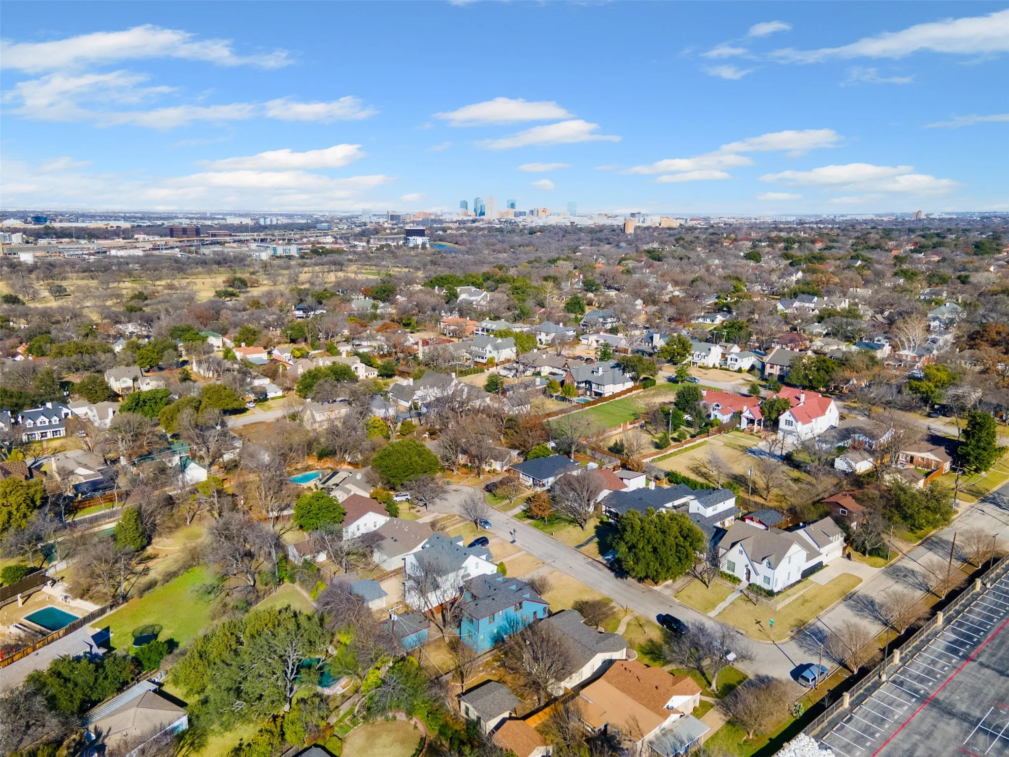 Single Family Residence For Sale in Tarrant County , 2548 Walsh Court, Fort Worth, Texas 76109, 4 Bedroom, 3 Bathroom, 2 Garage spaces, 2,676 Sqft, built in 1948, mls#21356488, Real Estate Agent in Fort Worth, Homes For Sale in Tarrant county, Homes For Sale in Fort Worth, Realtor in Fort Worth Texas, Real Estate Brokerage Independent Realty Texas, Luminita Cordes Realtor