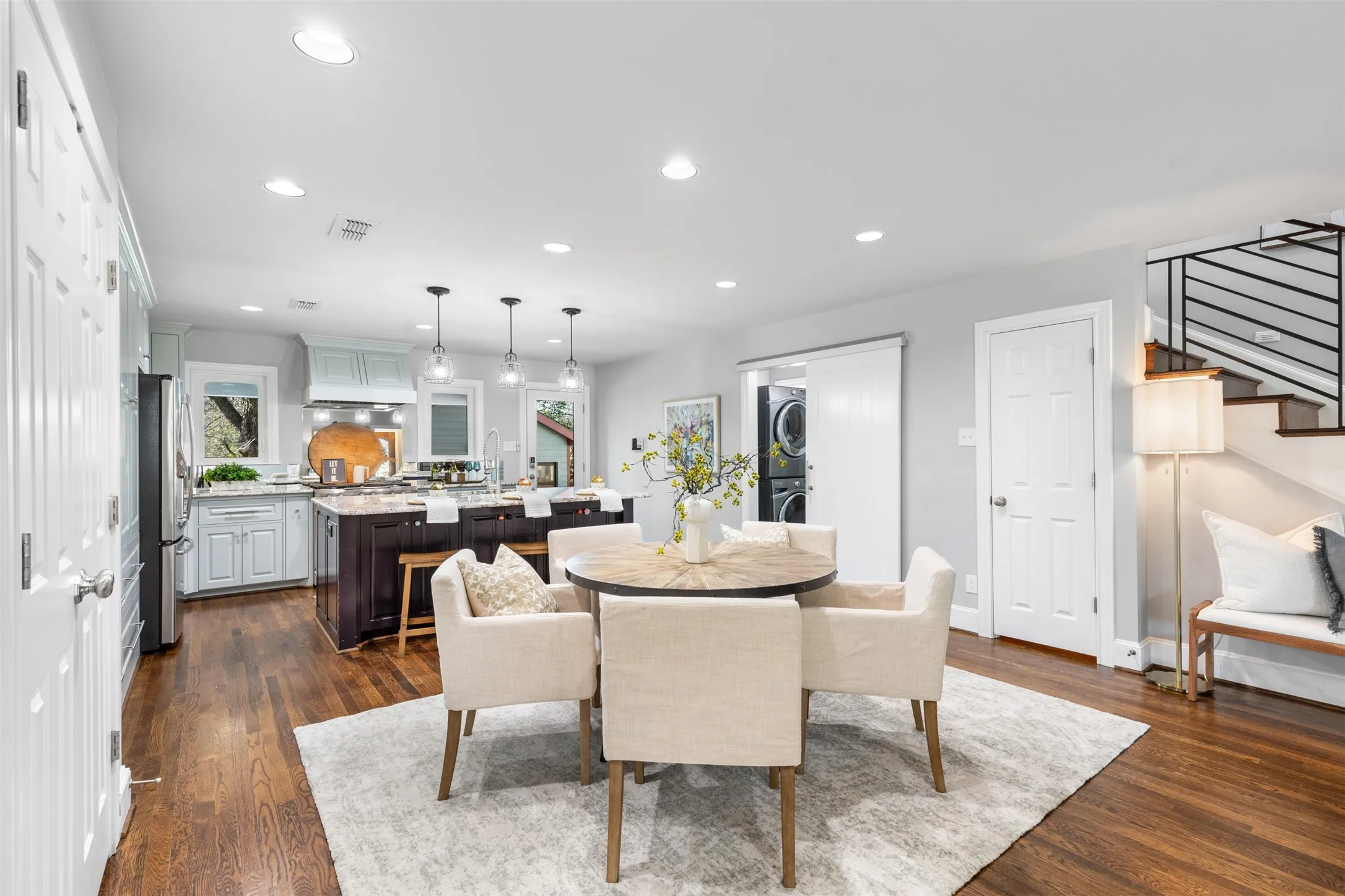 Single Family Residence For Sale in Tarrant County , 2548 Walsh Court, Fort Worth, Texas 76109, 4 Bedroom, 3 Bathroom, 2 Garage spaces, 2,676 Sqft, built in 1948, mls#21356488, Real Estate Agent in Fort Worth, Homes For Sale in Tarrant county, Homes For Sale in Fort Worth, Realtor in Fort Worth Texas, Real Estate Brokerage Independent Realty Texas, Luminita Cordes Realtor
