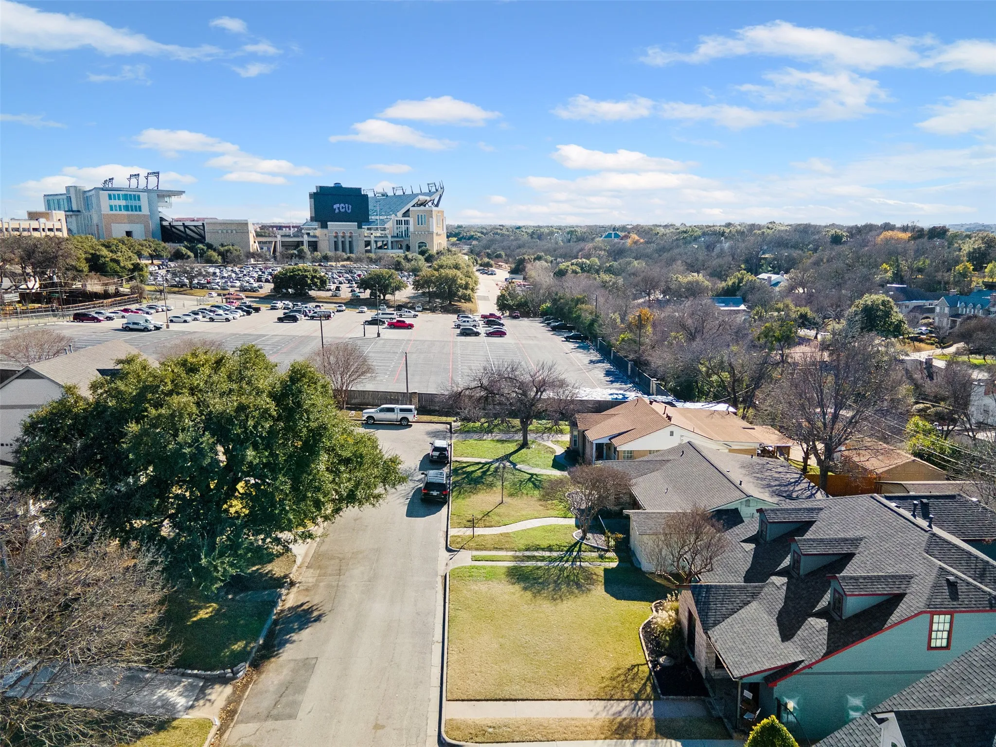 Walk to Carter Stadium