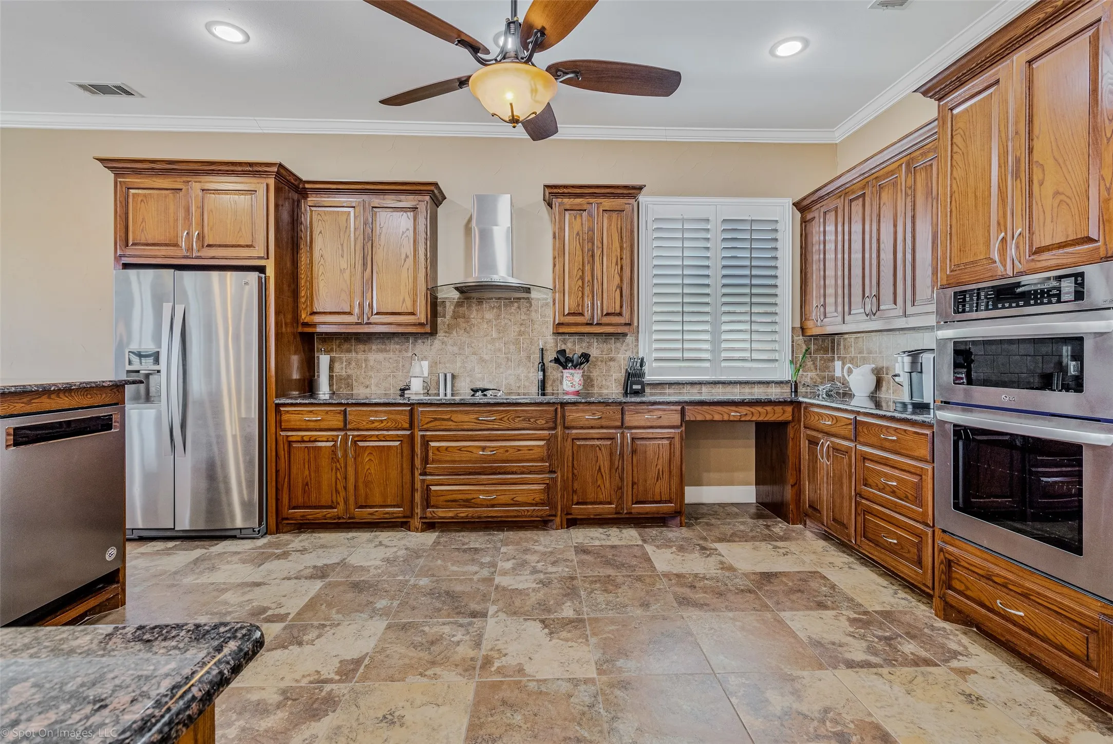 Single Family Residence For Sale in Rockwall County , 3010 Lakeside Drive, Rockwall, Texas 75087, 4 Bedroom, 4 Bathroom, 3 Garage spaces, 2,793 Sqft, built in 2008, mls#21356505, Real Estate Agent in Rockwall, Homes For Sale in Rockwall county, Homes For Sale in Rockwall, Realtor in Rockwall Texas, Real Estate Brokerage Independent Realty Texas, Luminita Cordes Realtor