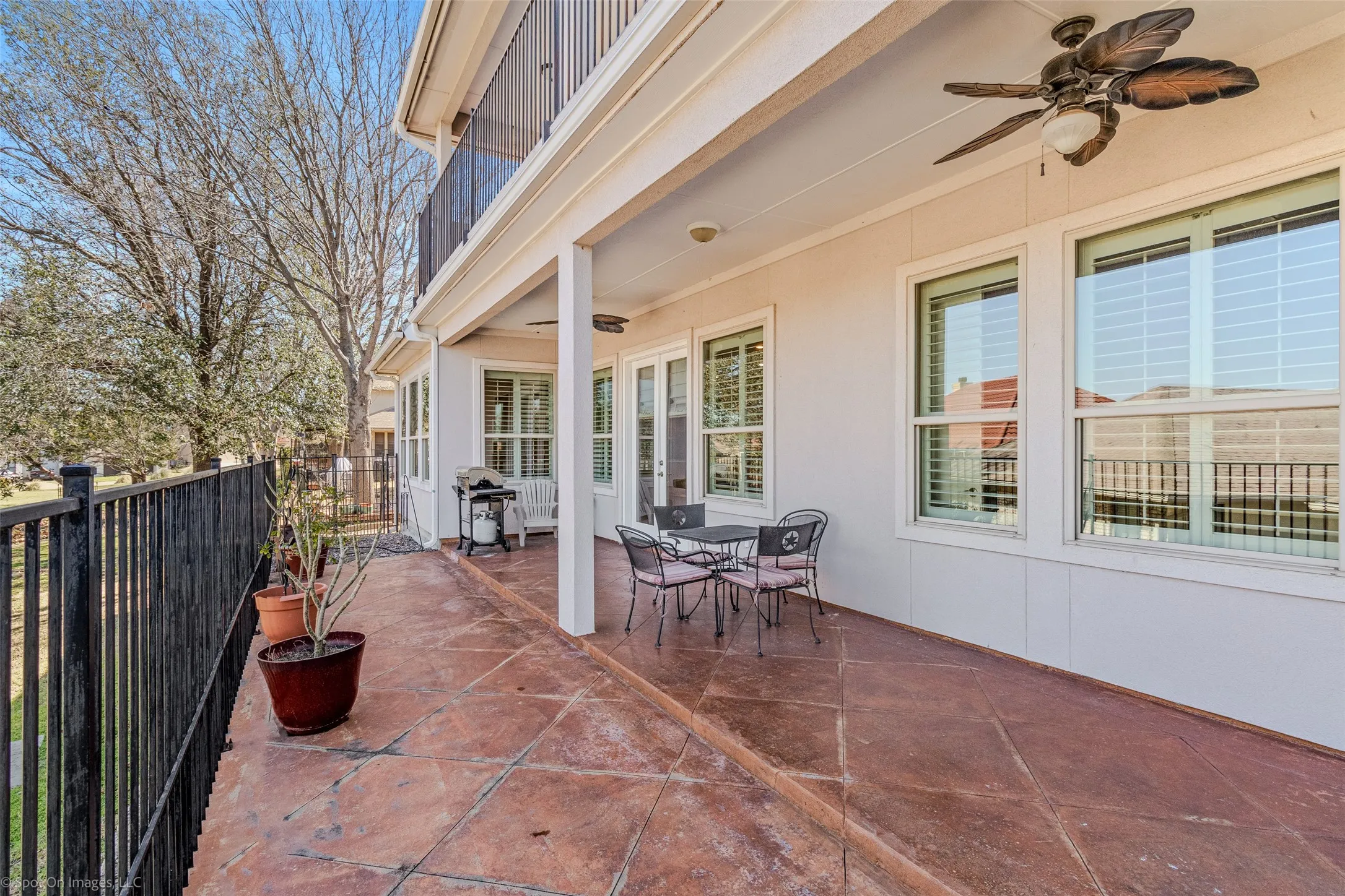 Single Family Residence For Sale in Rockwall County , 3010 Lakeside Drive, Rockwall, Texas 75087, 4 Bedroom, 4 Bathroom, 3 Garage spaces, 2,793 Sqft, built in 2008, mls#21356505, Real Estate Agent in Rockwall, Homes For Sale in Rockwall county, Homes For Sale in Rockwall, Realtor in Rockwall Texas, Real Estate Brokerage Independent Realty Texas, Luminita Cordes Realtor