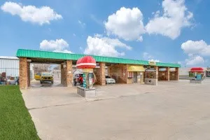 Business For Sale in Tarrant County , 1545 Everman Parkway, Everman, Texas 76140, 0, 0, Garage spaces, 0 Sqft, built in 1985, mls#21356513, Real Estate Agent in Everman, Homes For Sale in Tarrant county, Homes For Sale in Everman, Realtor in Everman Texas, Real Estate Brokerage Independent Realty Texas, Luminita Cordes Realtor