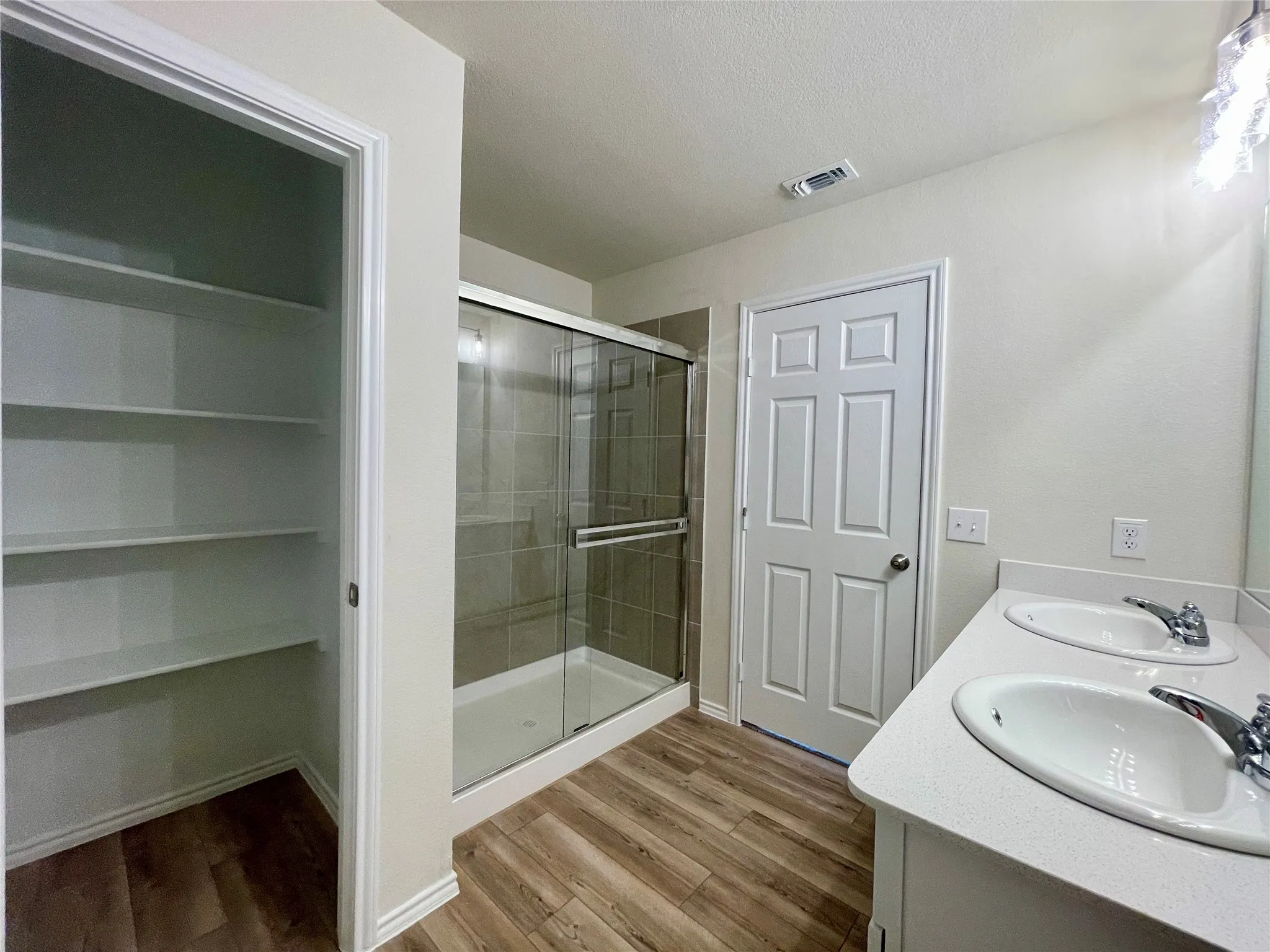 Single Family Residence For Rent in Collin County , 481 Grenada Lake Drive, Princeton, Texas 75407, 4 Bedroom, 3 Bathroom, 2 Garage spaces, 2,385 Sqft, built in 2023, mls#21347970, Real Estate Agent in Princeton, Homes For Rent in Collin county, Homes For Rent in Princeton, Realtor in Princeton Texas, Real Estate Brokerage Independent Realty Texas, Luminita Cordes Realtor