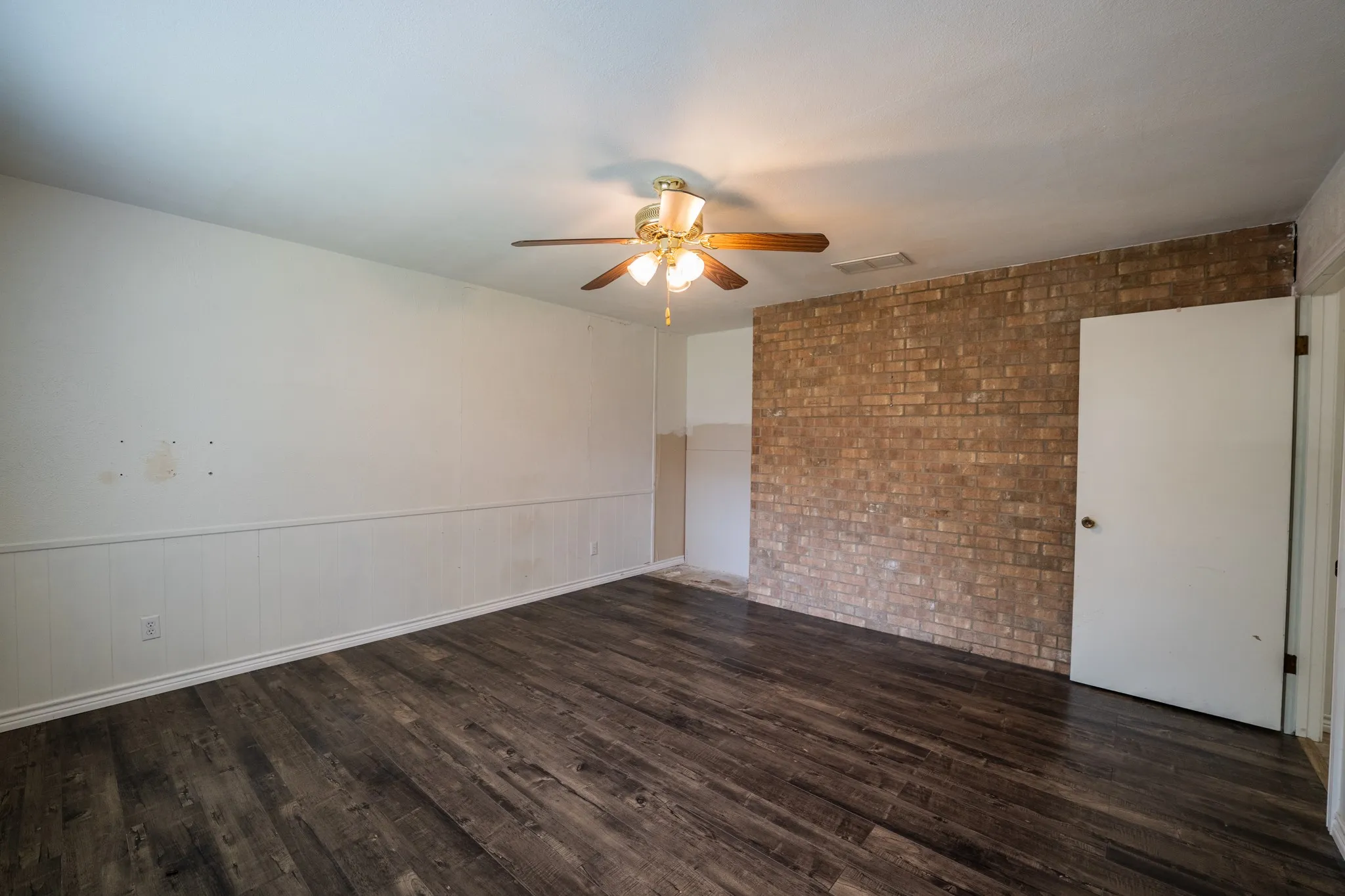 Bedroom off of kitchen